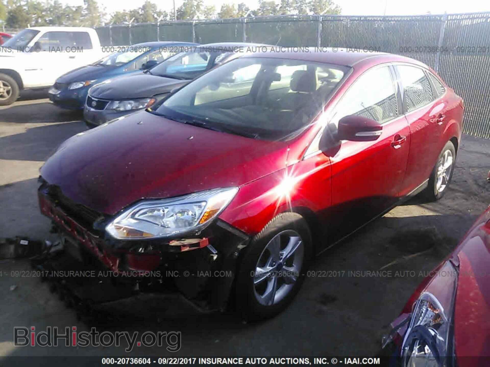 2014 Ford Focus - VIN: 1FADP3F22EL193416 - Photo 2