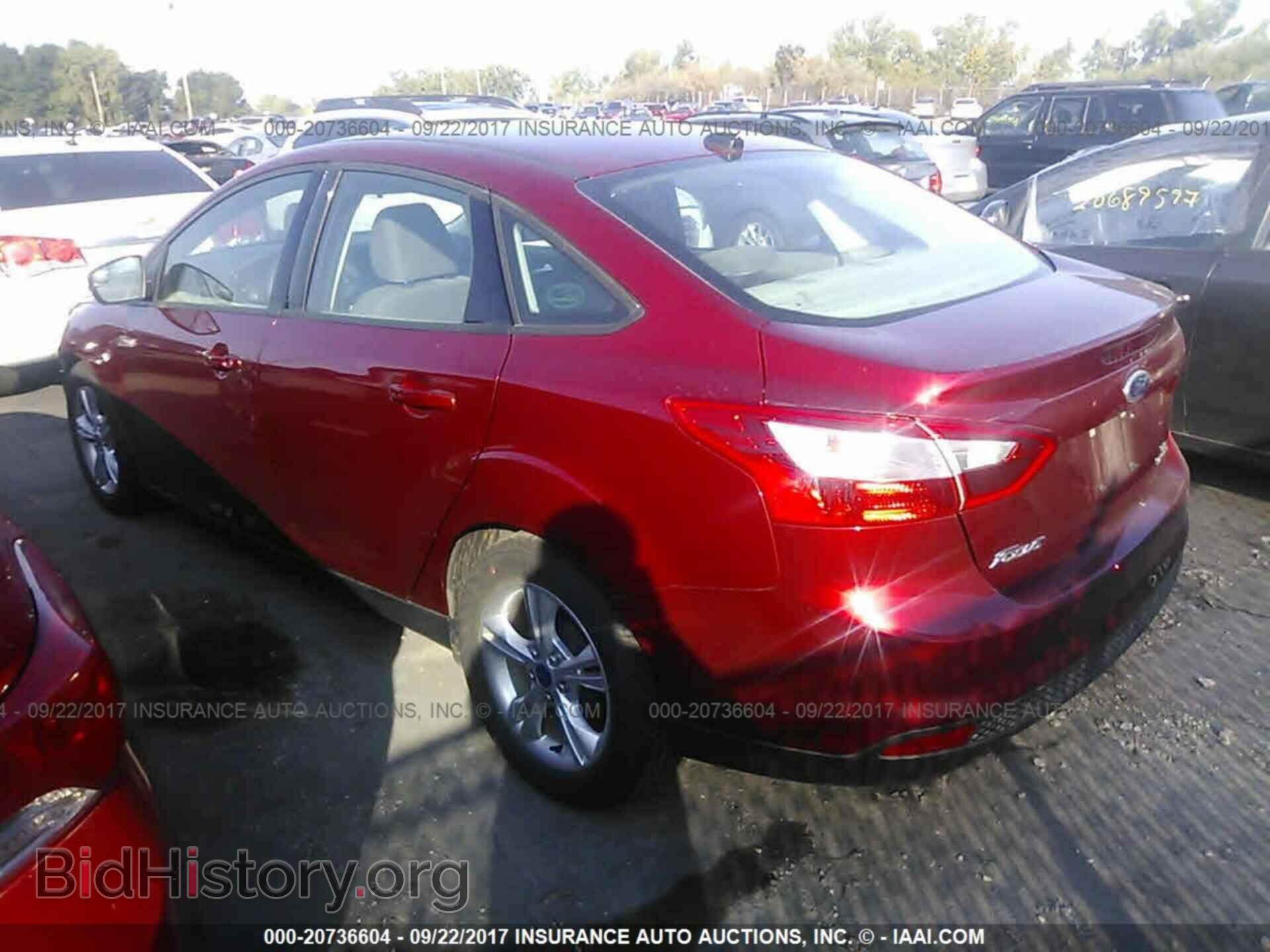 2014 Ford Focus - VIN: 1FADP3F22EL193416 - Photo 3