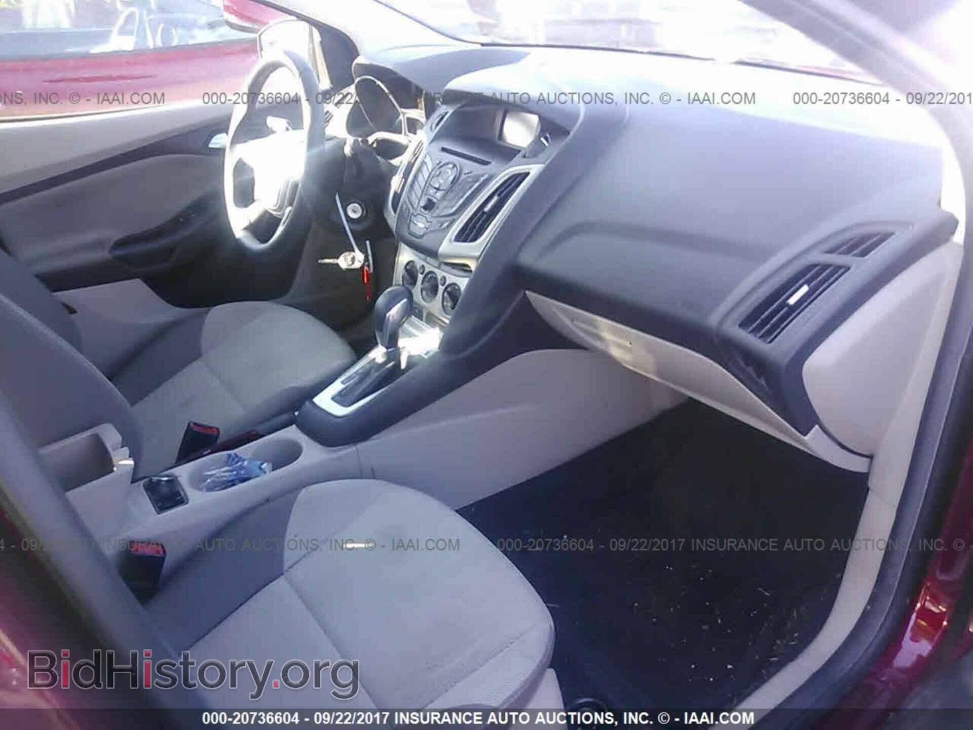 2014 Ford Focus - VIN: 1FADP3F22EL193416 - Photo 5
