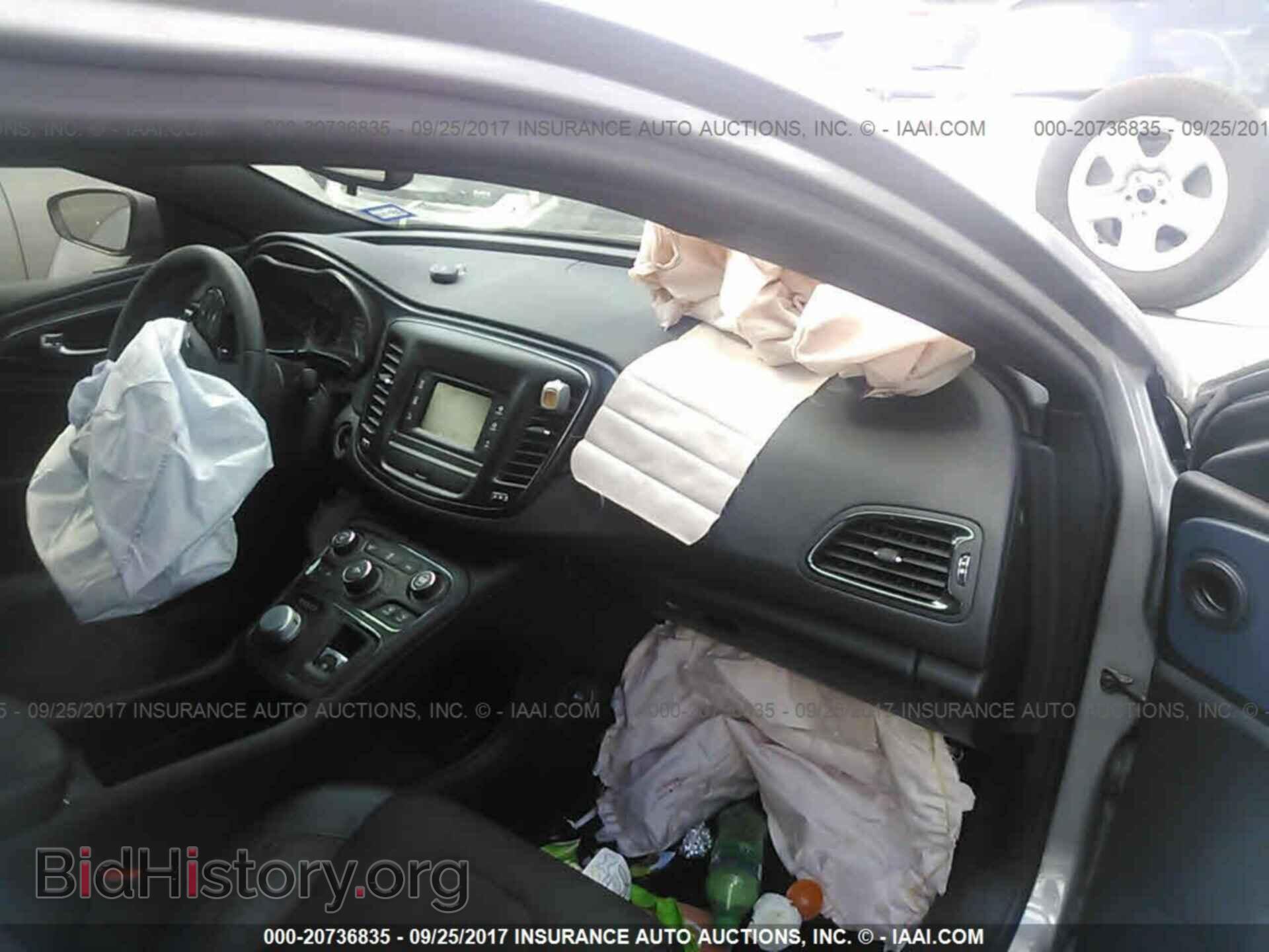 2016 Chrysler 200 - VIN: 1C3CCCBB2GN115897 - Фото 5
