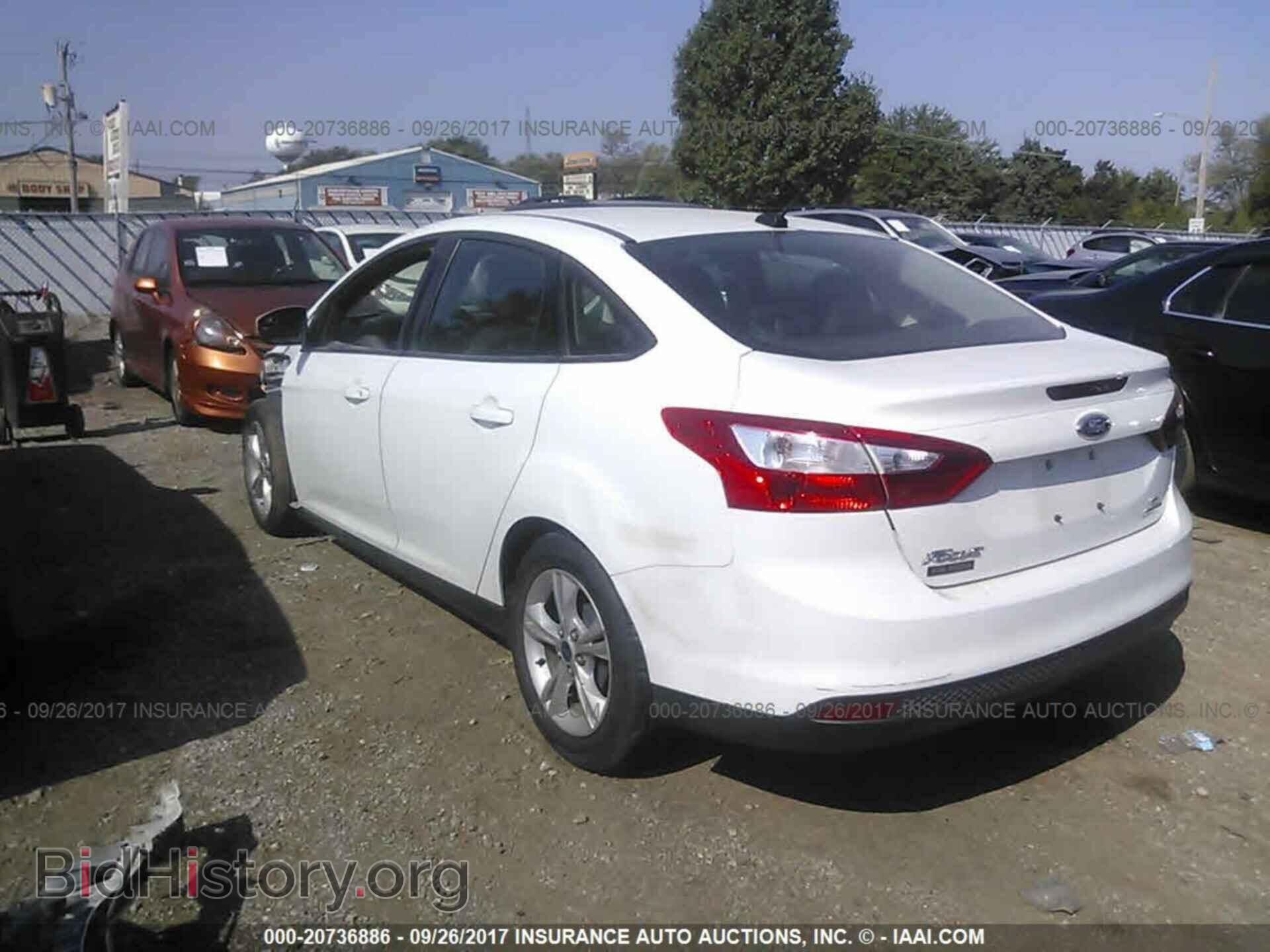 2014 Ford Focus - VIN: 1FADP3F28EL448831 - Фото 3