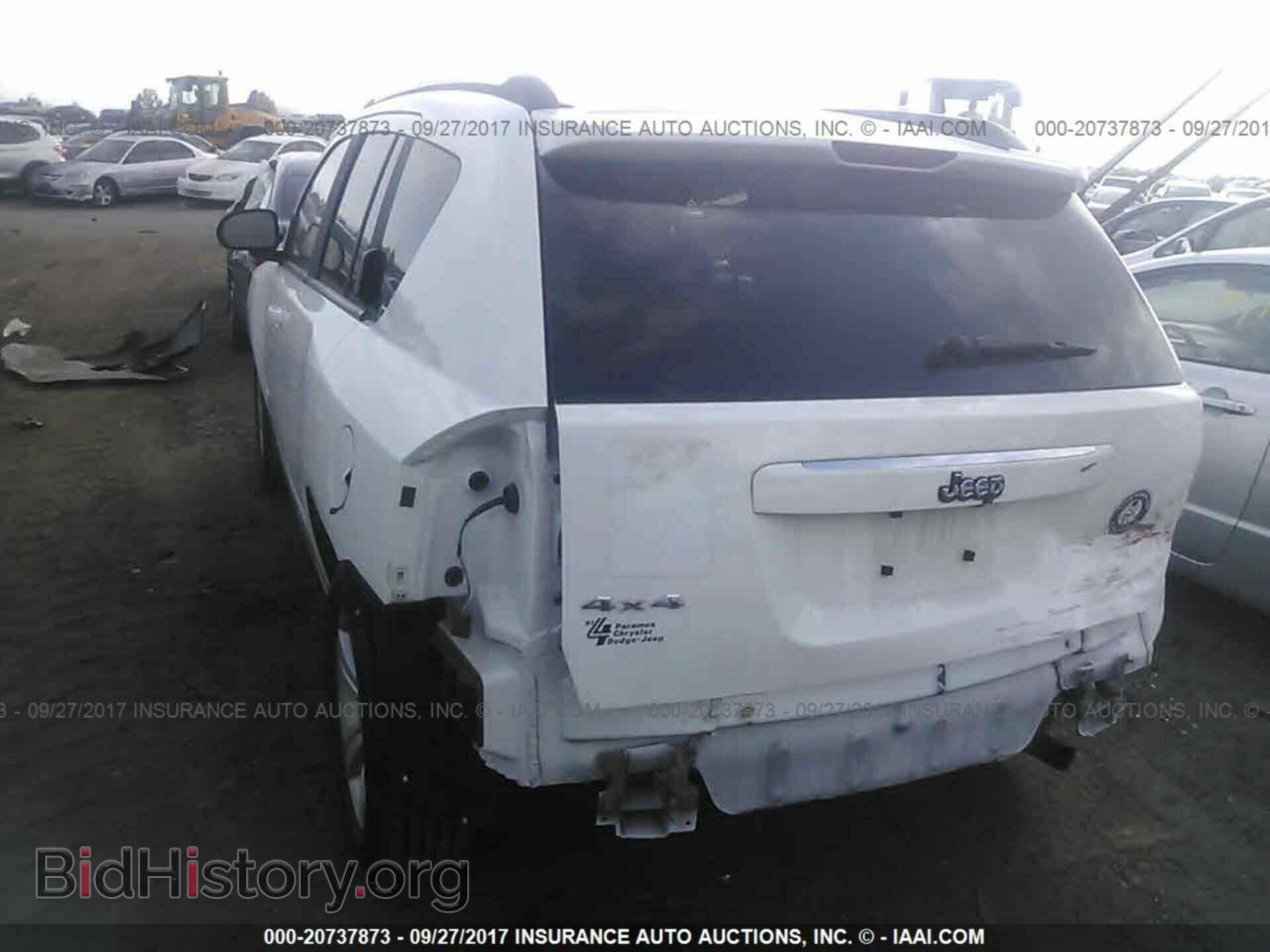 2014 JEEP COMPASS - VIN: 1C4NJDBB2ED749116 - Photo 3