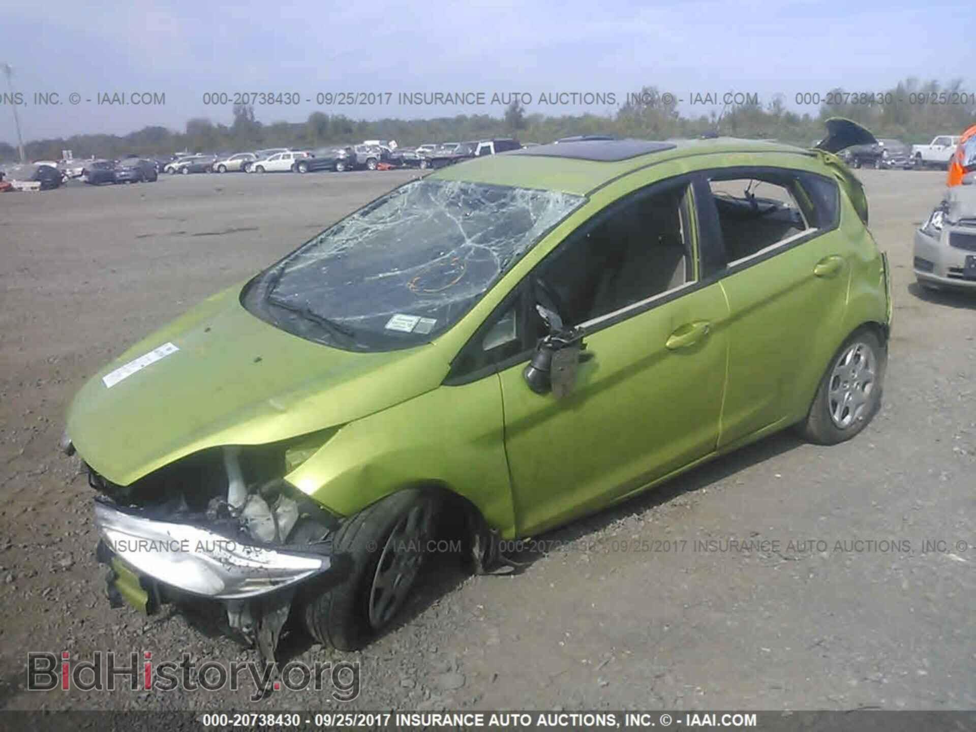 2012 Ford Fiesta - VIN: 3FADP4EJ5CM117988 - Фото 2