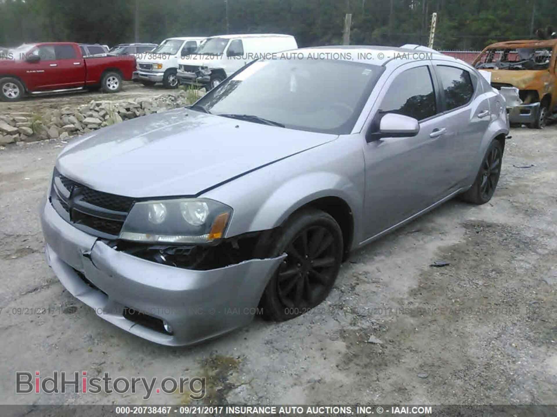 2013 Dodge Avenger - VIN: 1C3CDZCB8DN633734 - Photo 2