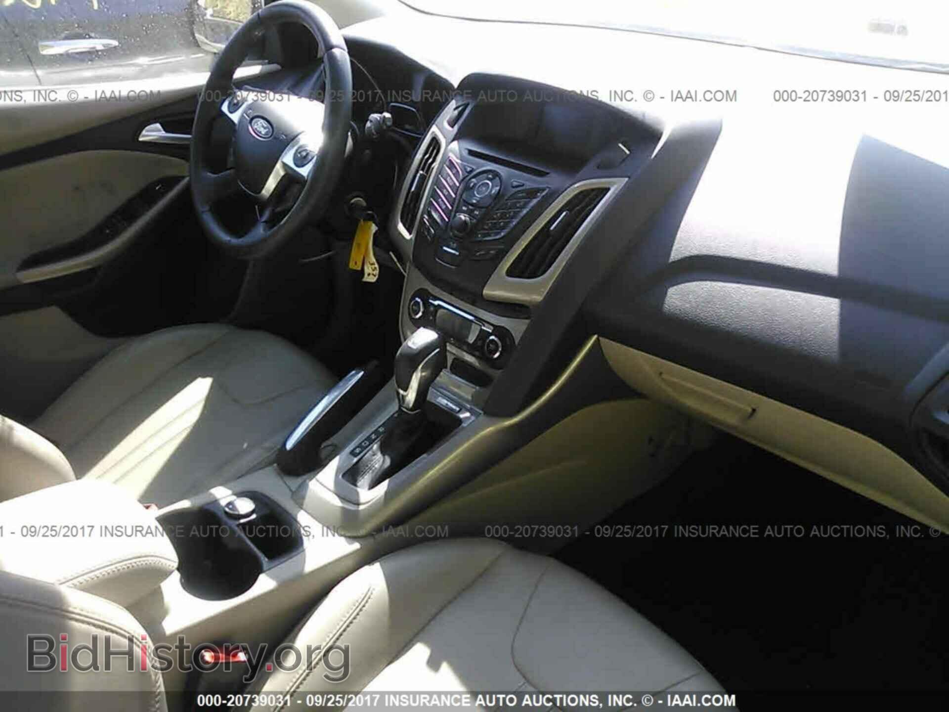 2012 Ford Focus - VIN: 1FAHP3M24CL245307 - Фото 5