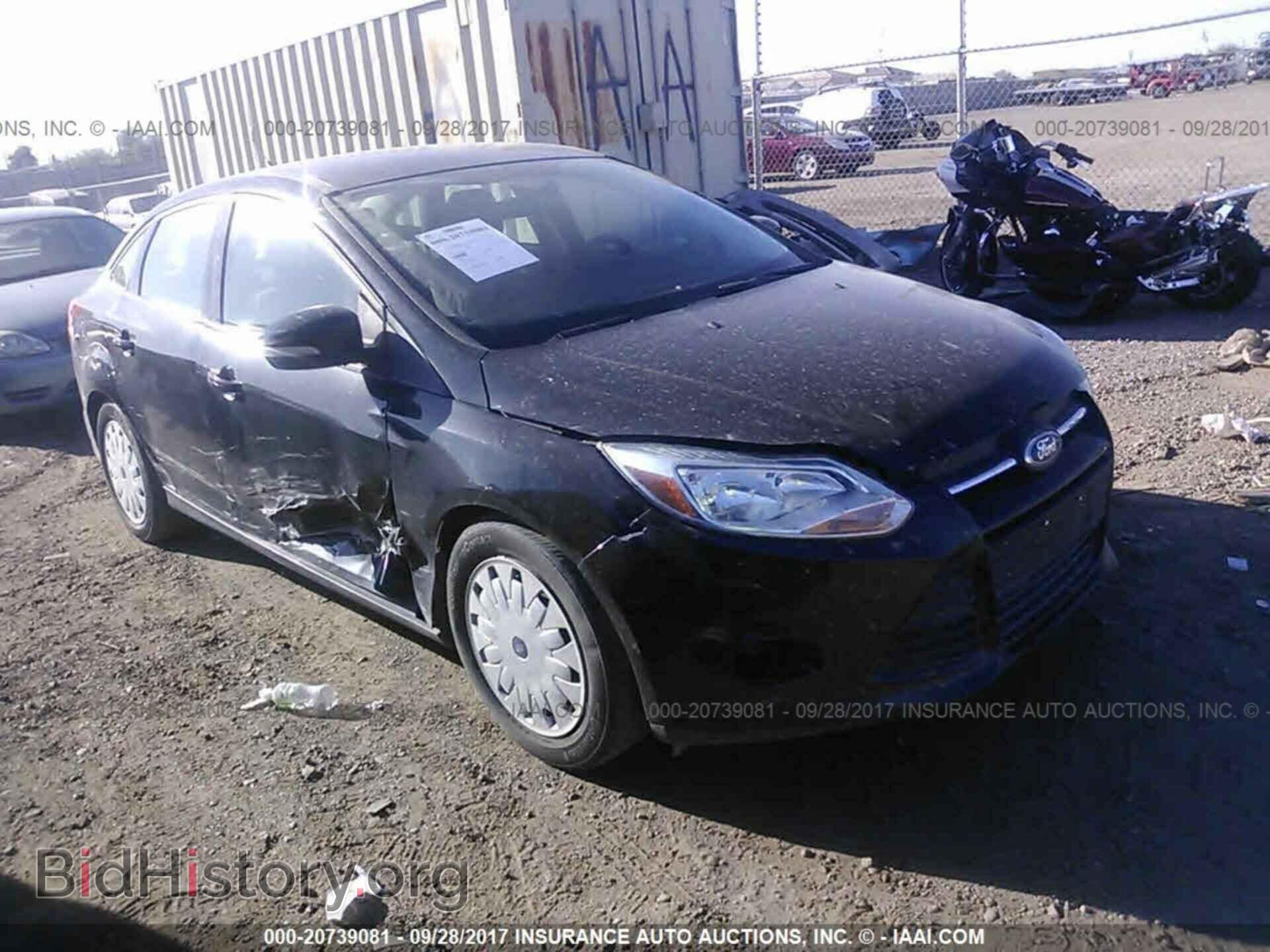 Photo 1FADP3F27EL131817 - Ford Focus 2014