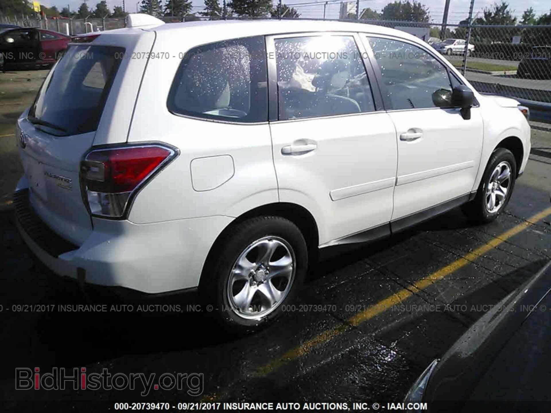 2017 Subaru Forester - VIN: JF2SJAAC0HH503451 - Фото 4