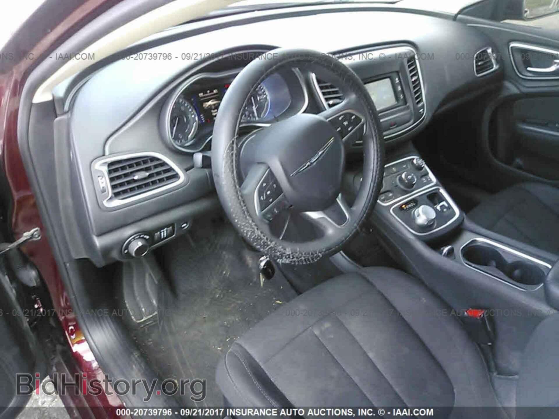 2015 Chrysler 200 - VIN: 1C3CCCAB5FN579833 - Photo 5