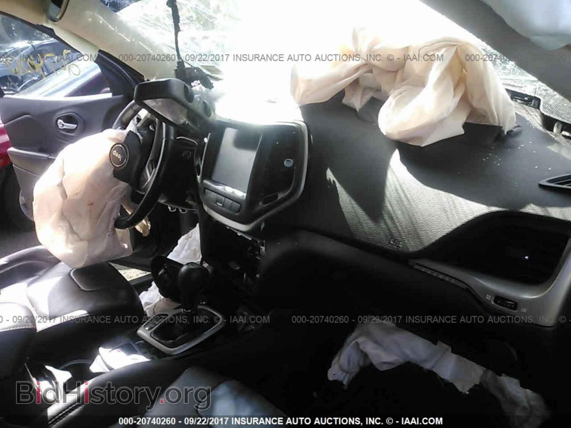 2014 Jeep Cherokee - VIN: 1C4PJMBS8EW212201 - Фото 5