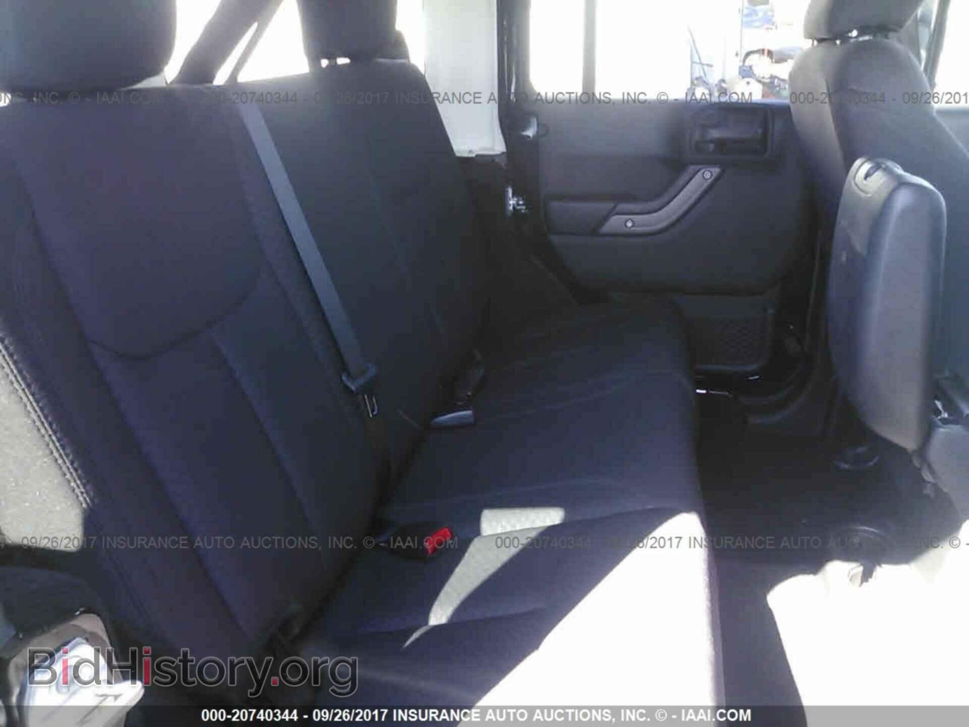 2017 Jeep Wrangler - VIN: 1C4BJWDG6HL541743 - Фото 8