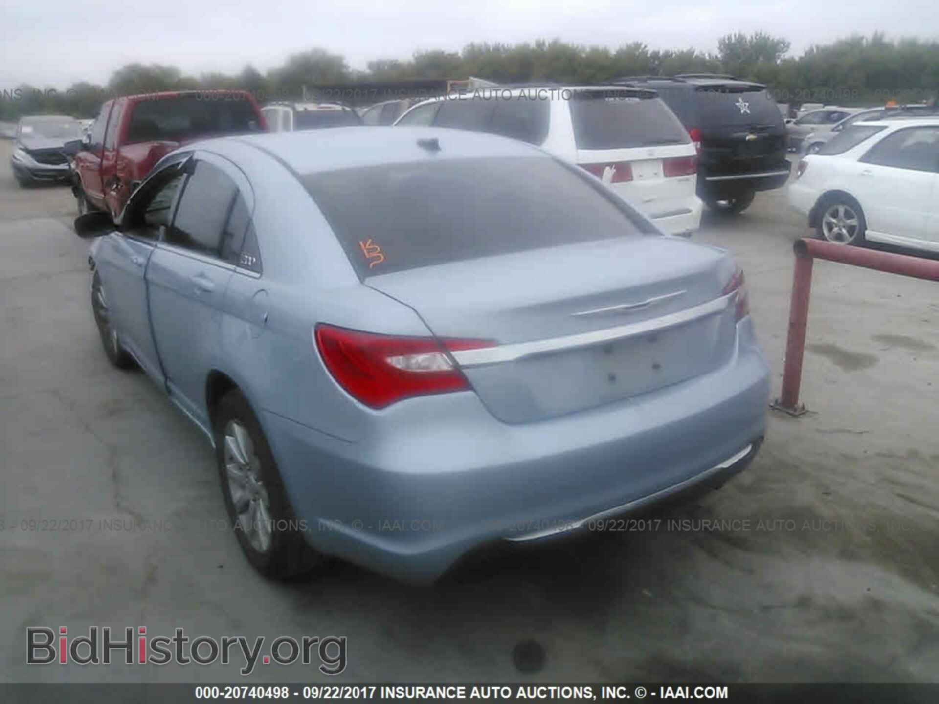 2012 Chrysler 200 - VIN: 1C3CCBBB8CN140579 - Фото 3