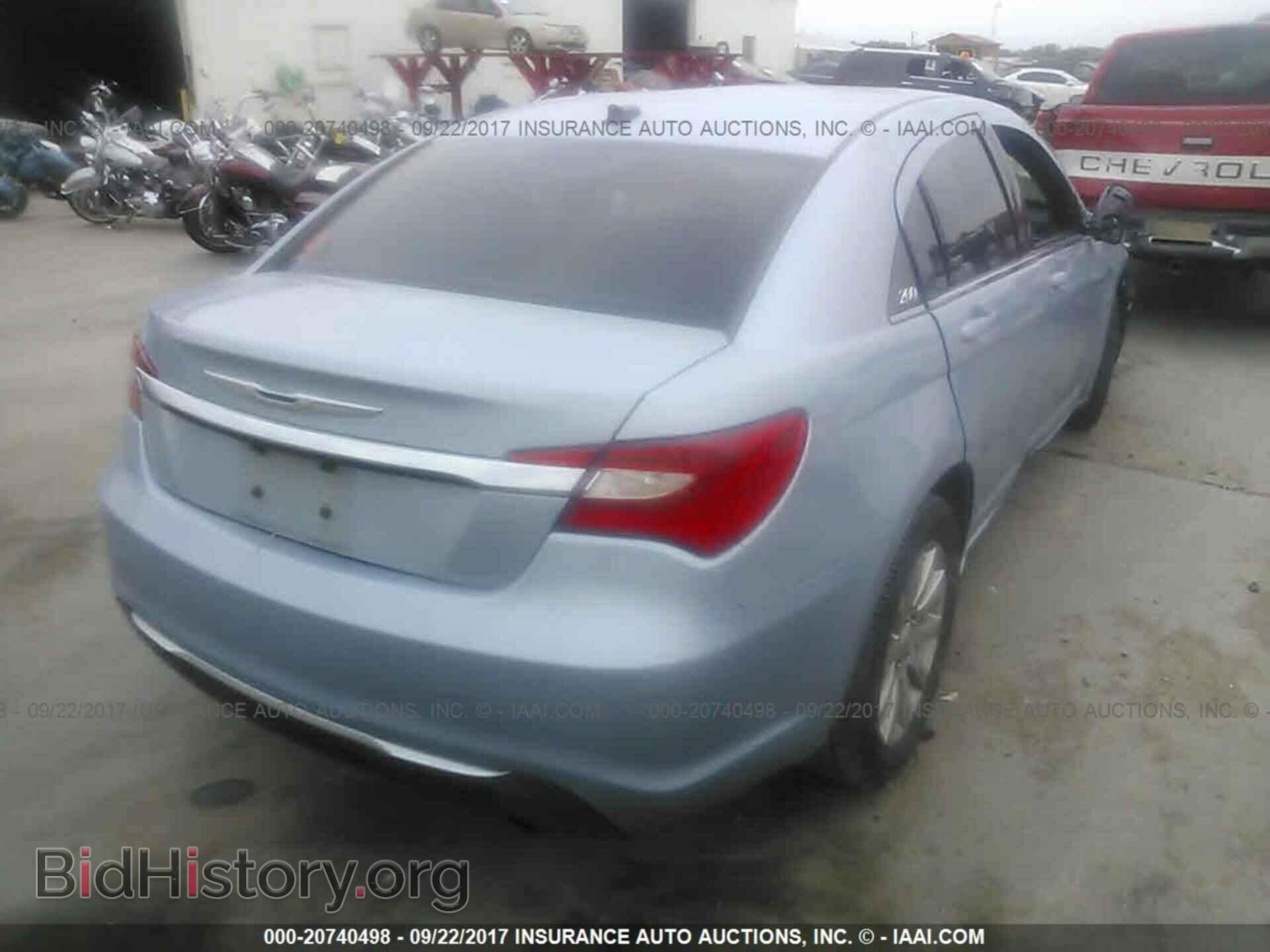2012 Chrysler 200 - VIN: 1C3CCBBB8CN140579 - Фото 4