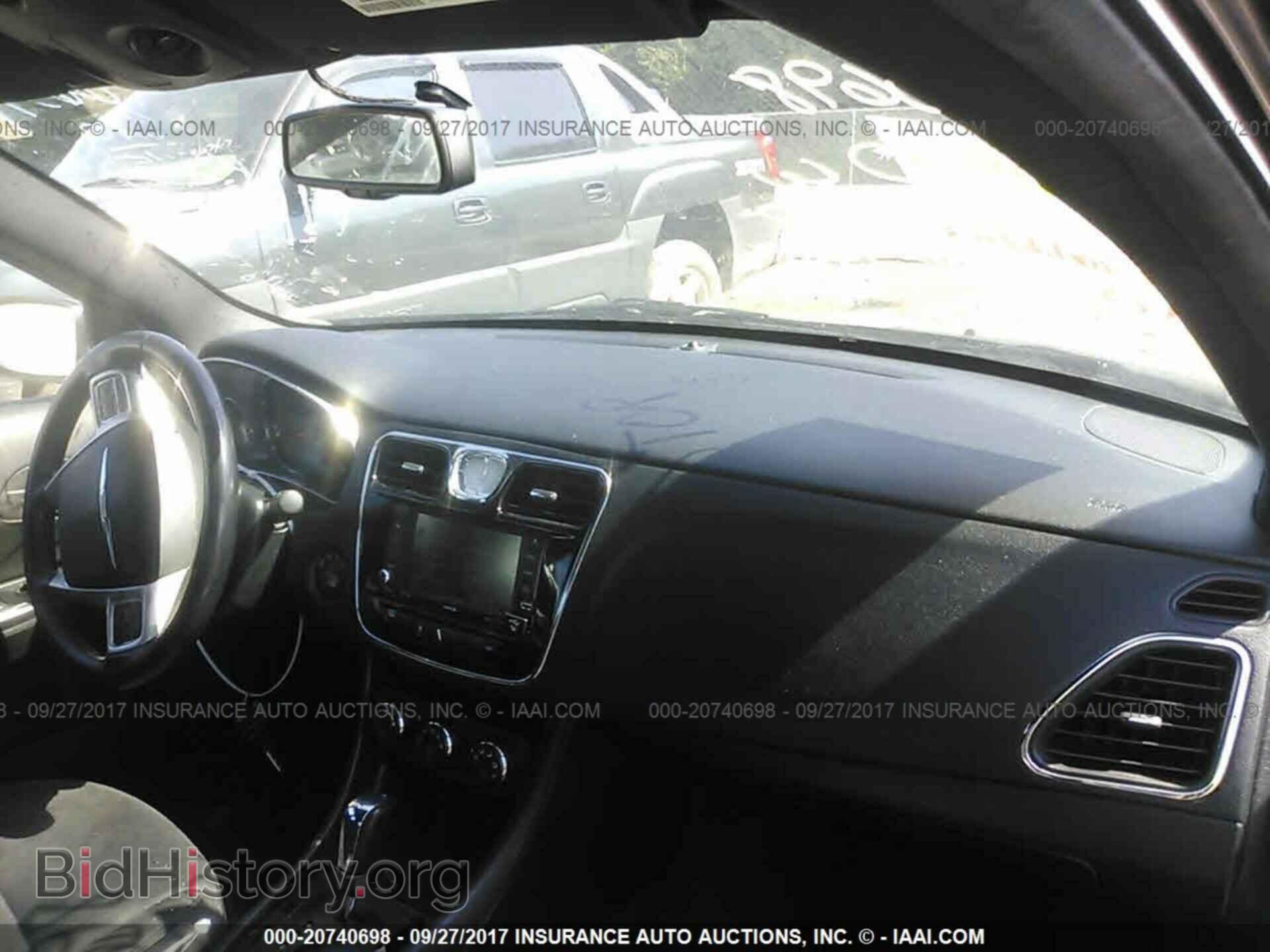 2013 Chrysler 200 - VIN: 1C3CCBBB4DN701863 - Photo 5