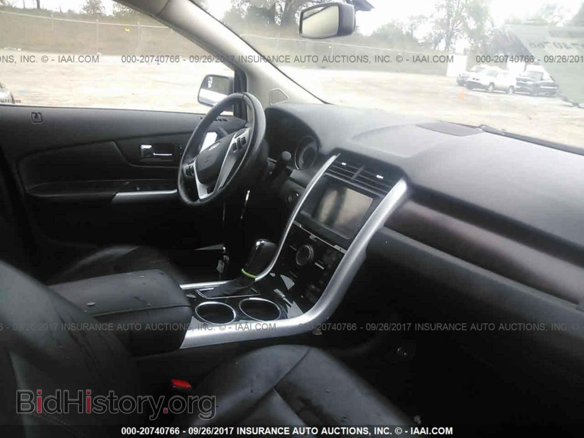 2012 Ford Edge - VIN: 2FMDK3K9XCBA64604 - Photo 5