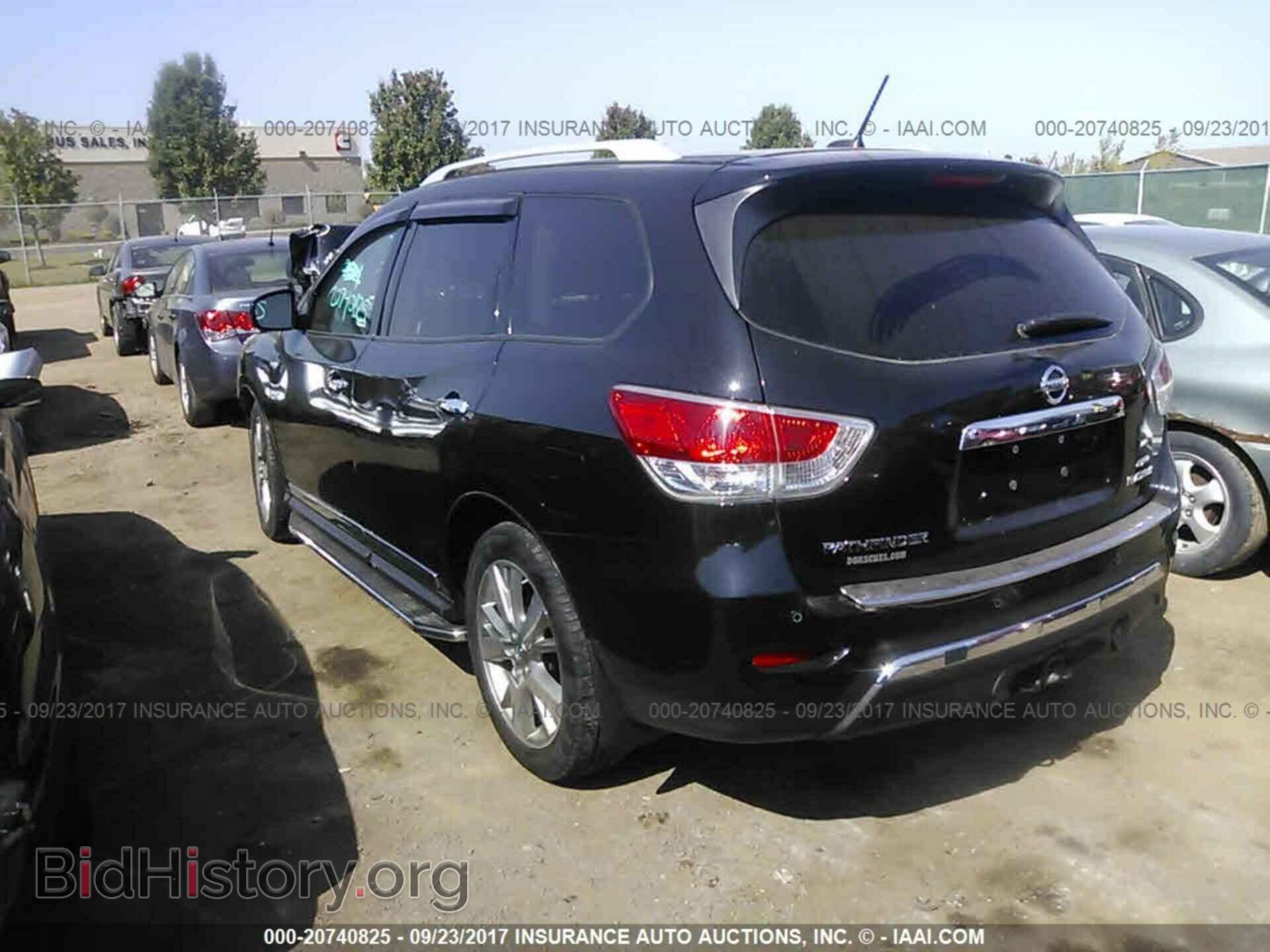 2013 Nissan Pathfinder - VIN: 5N1AR2MM8DC674917 - Фото 3