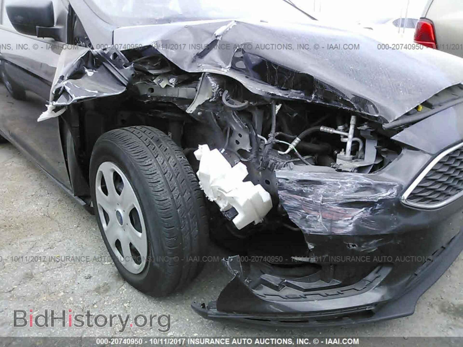 2016 Ford Focus - VIN: 1FADP3E22GL281564 - Photo 6
