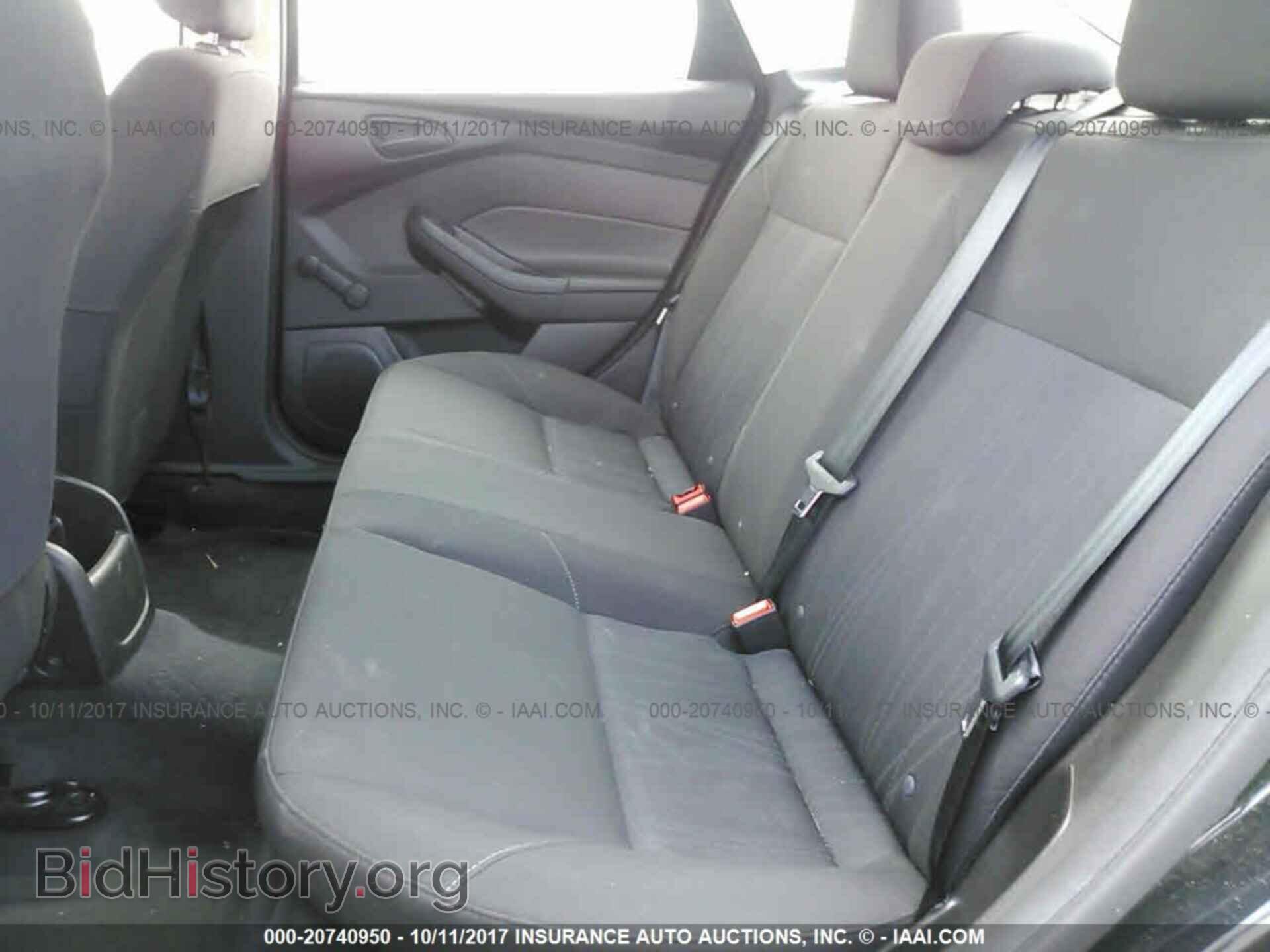 2016 Ford Focus - VIN: 1FADP3E22GL281564 - Photo 8