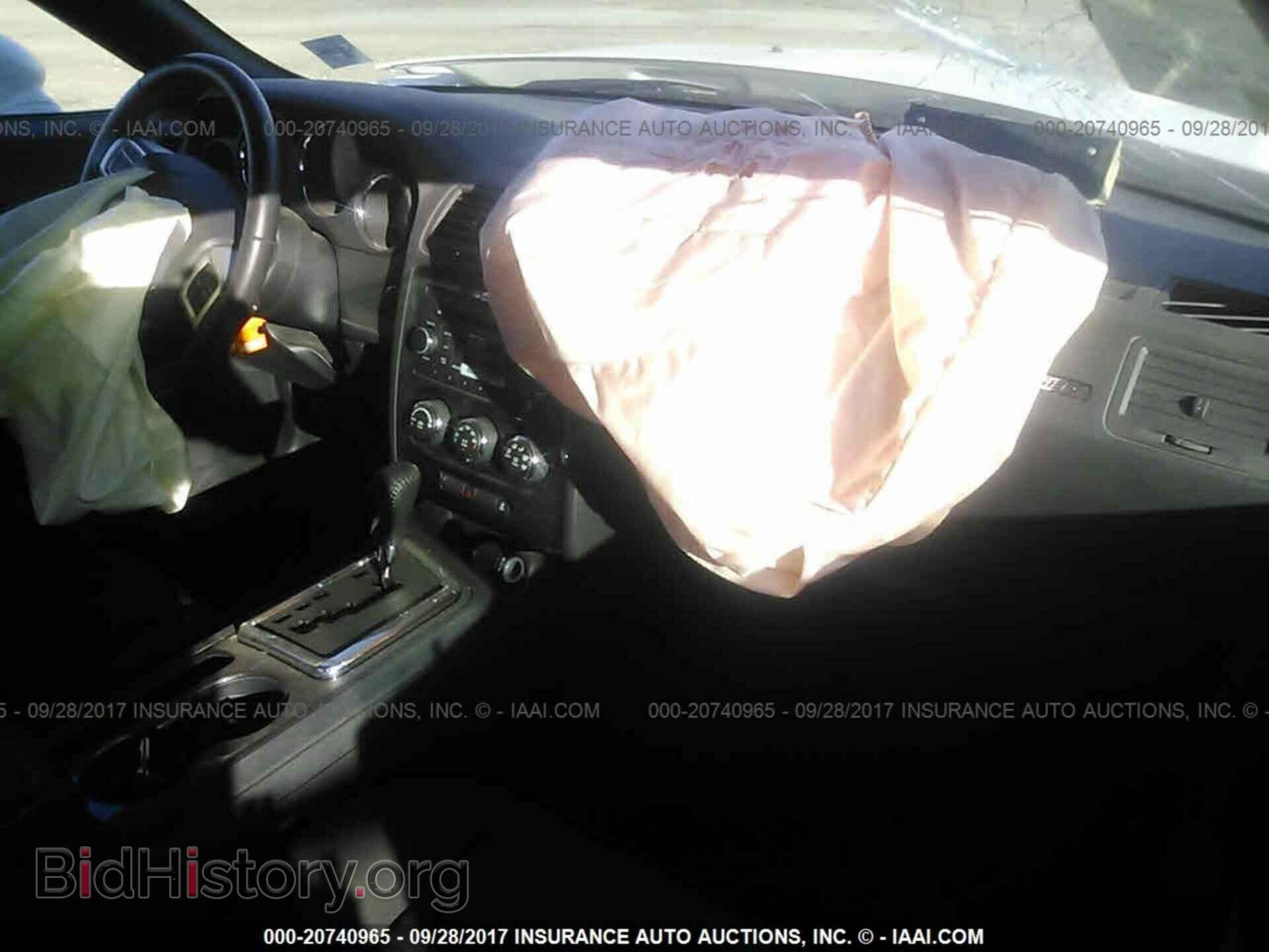 2013 Dodge Challenger - VIN: 2C3CDYAG6DH582090 - Фото 5
