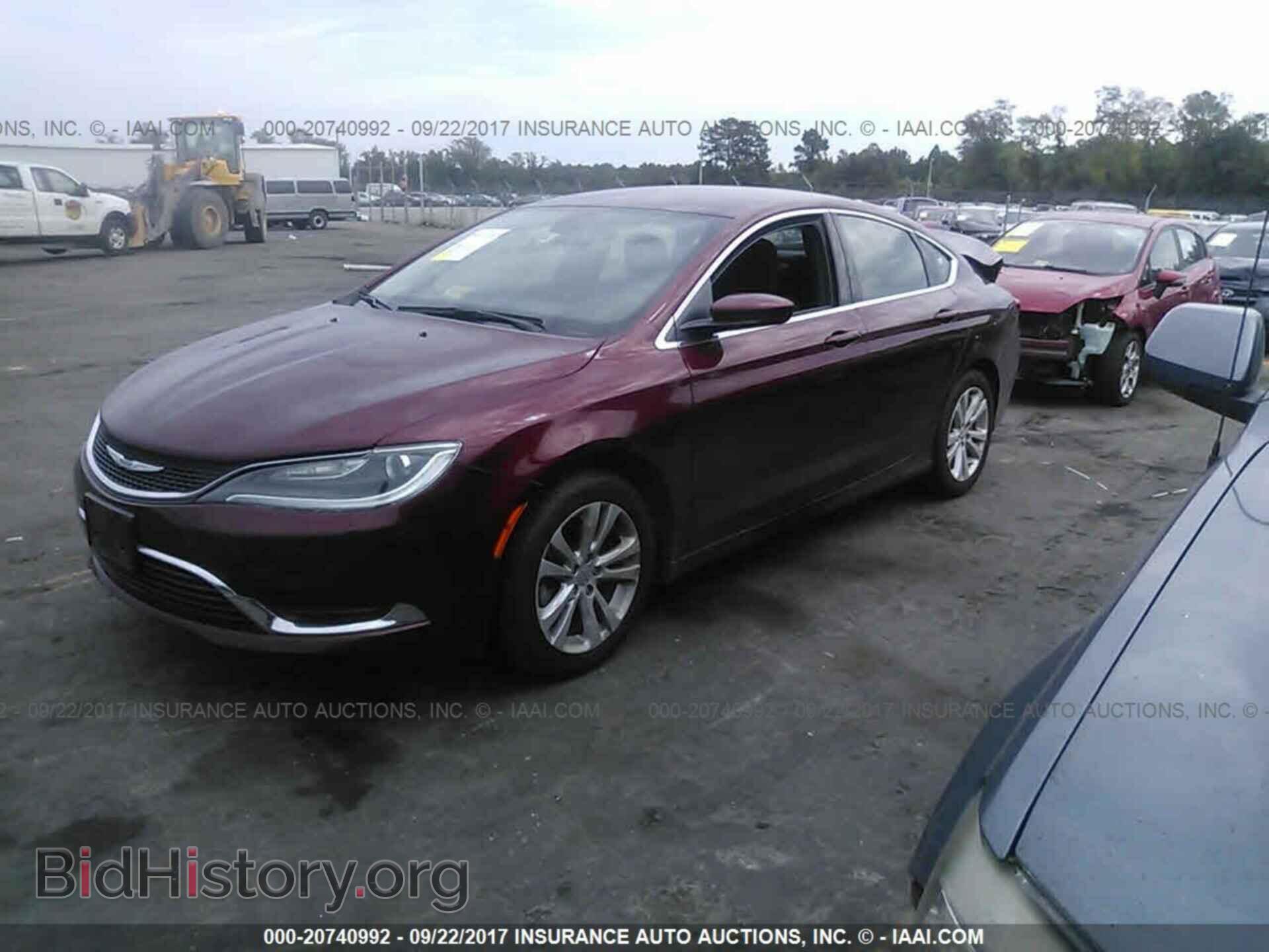 2016 Chrysler 200 - VIN: 1C3CCCAB3GN154418 - Photo 2