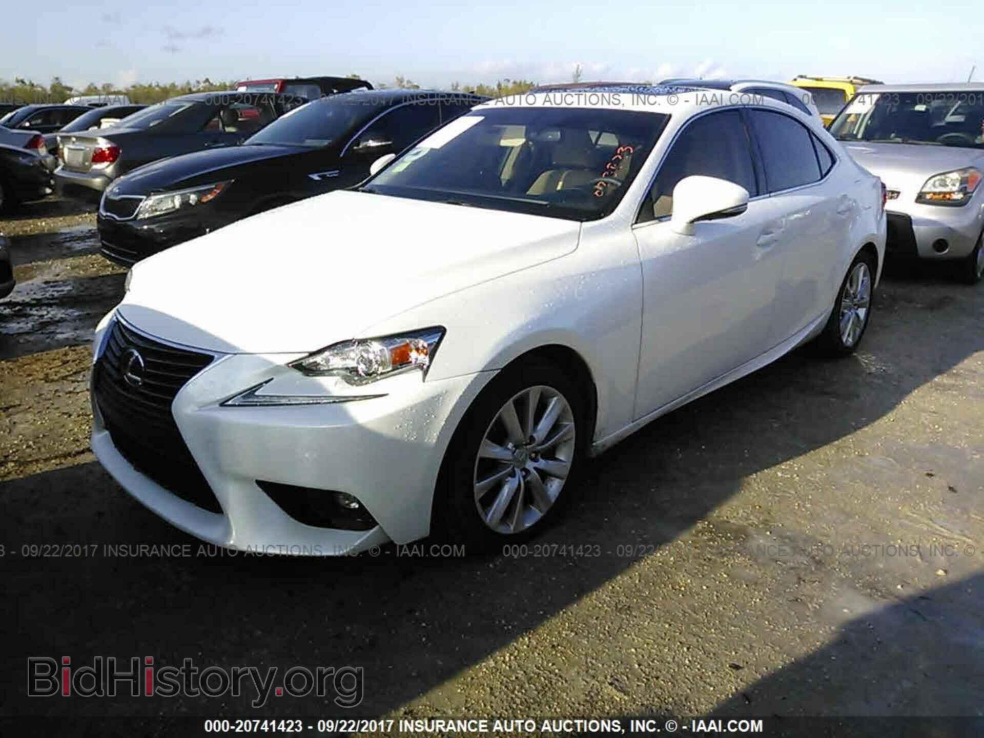 2016 Lexus Is - VIN: JTHBA1D2XG5023823 - Фото 2