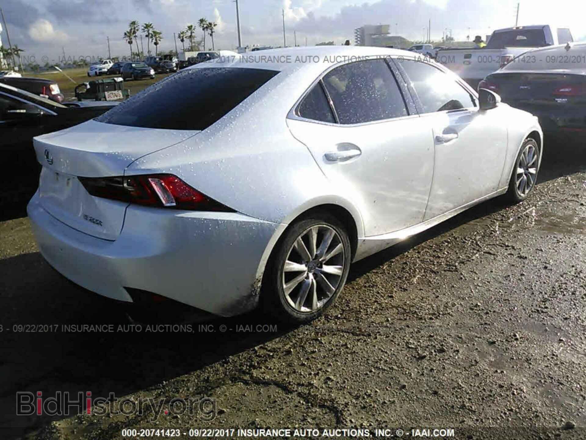 2016 Lexus Is - VIN: JTHBA1D2XG5023823 - Фото 4