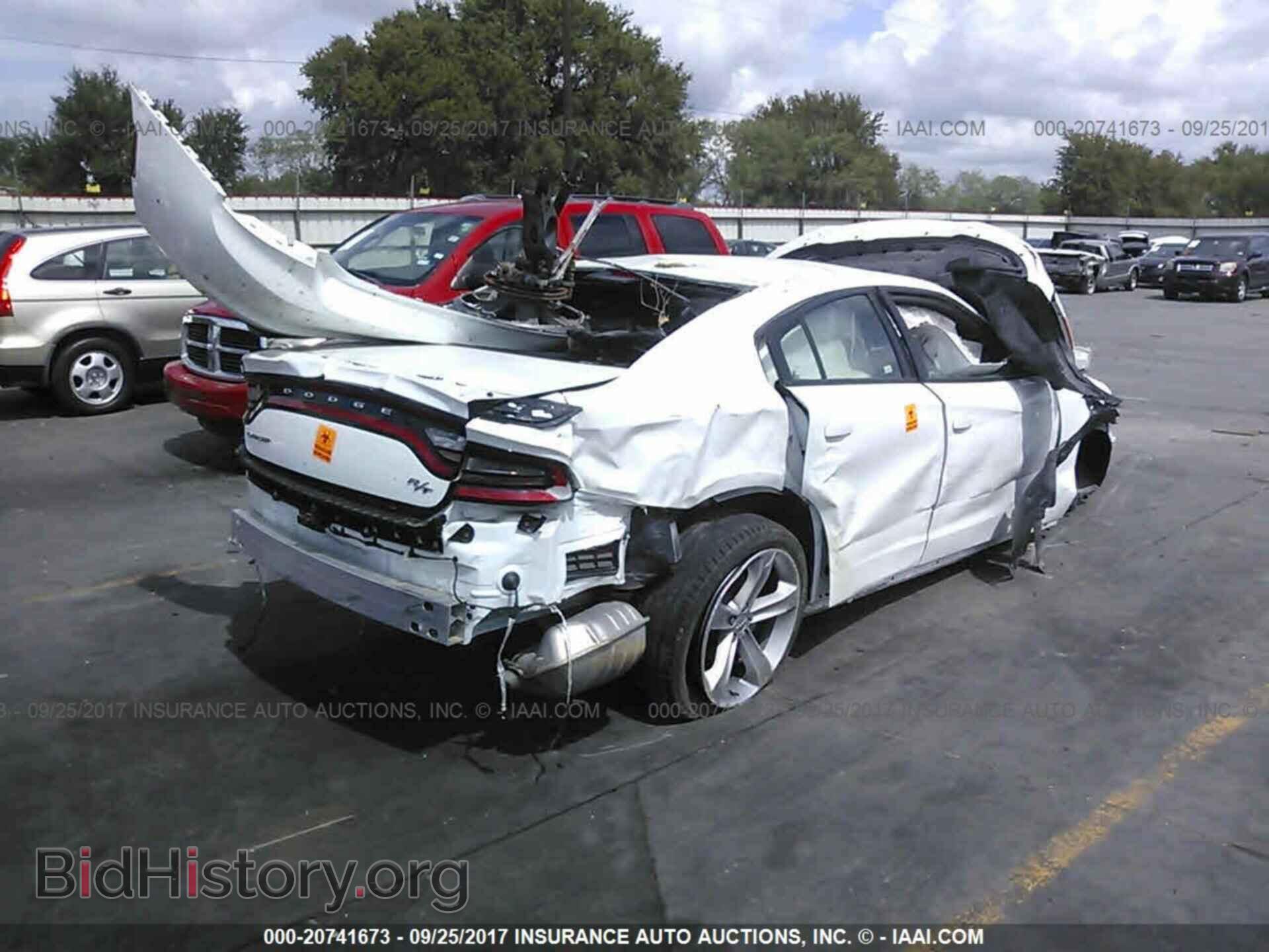 2016 Dodge Charger - VIN: 2C3CDXCT5GH214847 - Photo 4