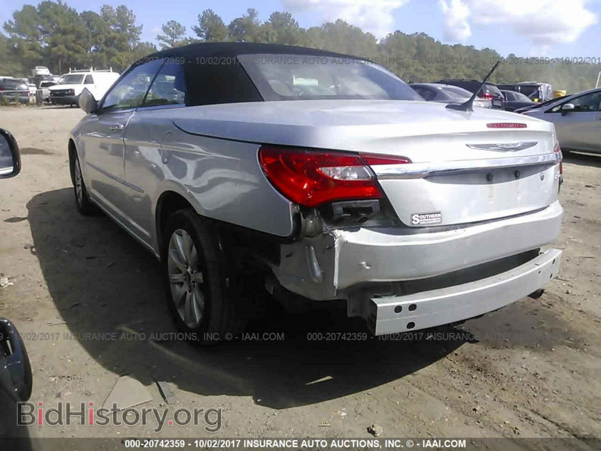2011 Chrysler 200 - VIN: 1C3BC2EB8BN603150 - Photo 3