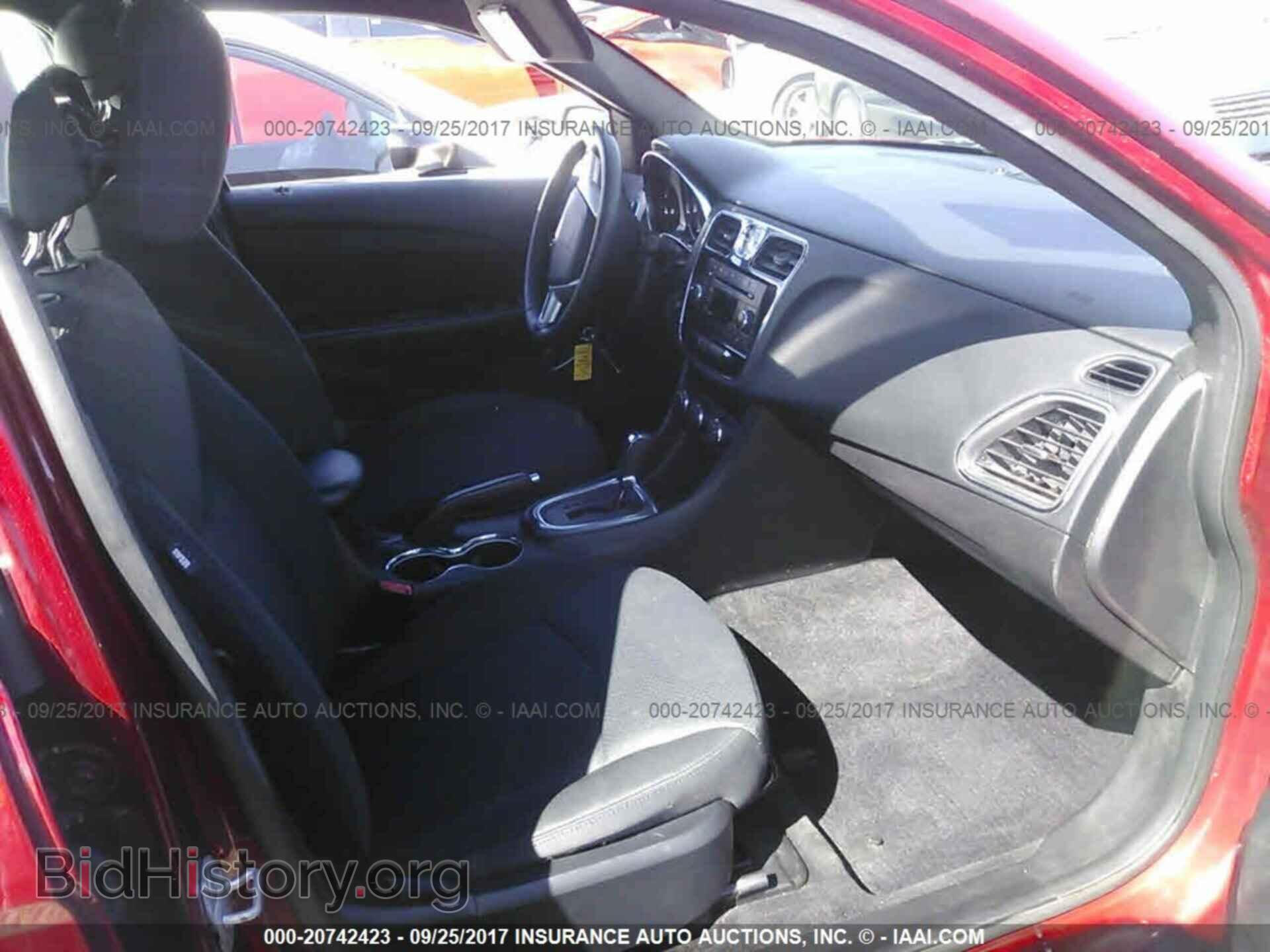 2013 Chrysler 200 - VIN: 1C3CCBBG9DN706388 - Фото 5