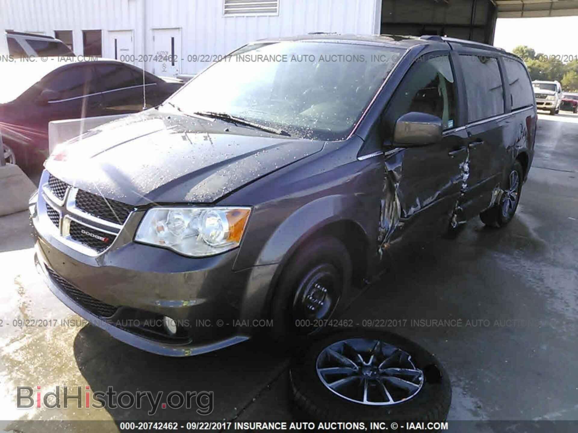 2017 Dodge Grand caravan - VIN: 2C4RDGCG9HR861529 - Фото 2