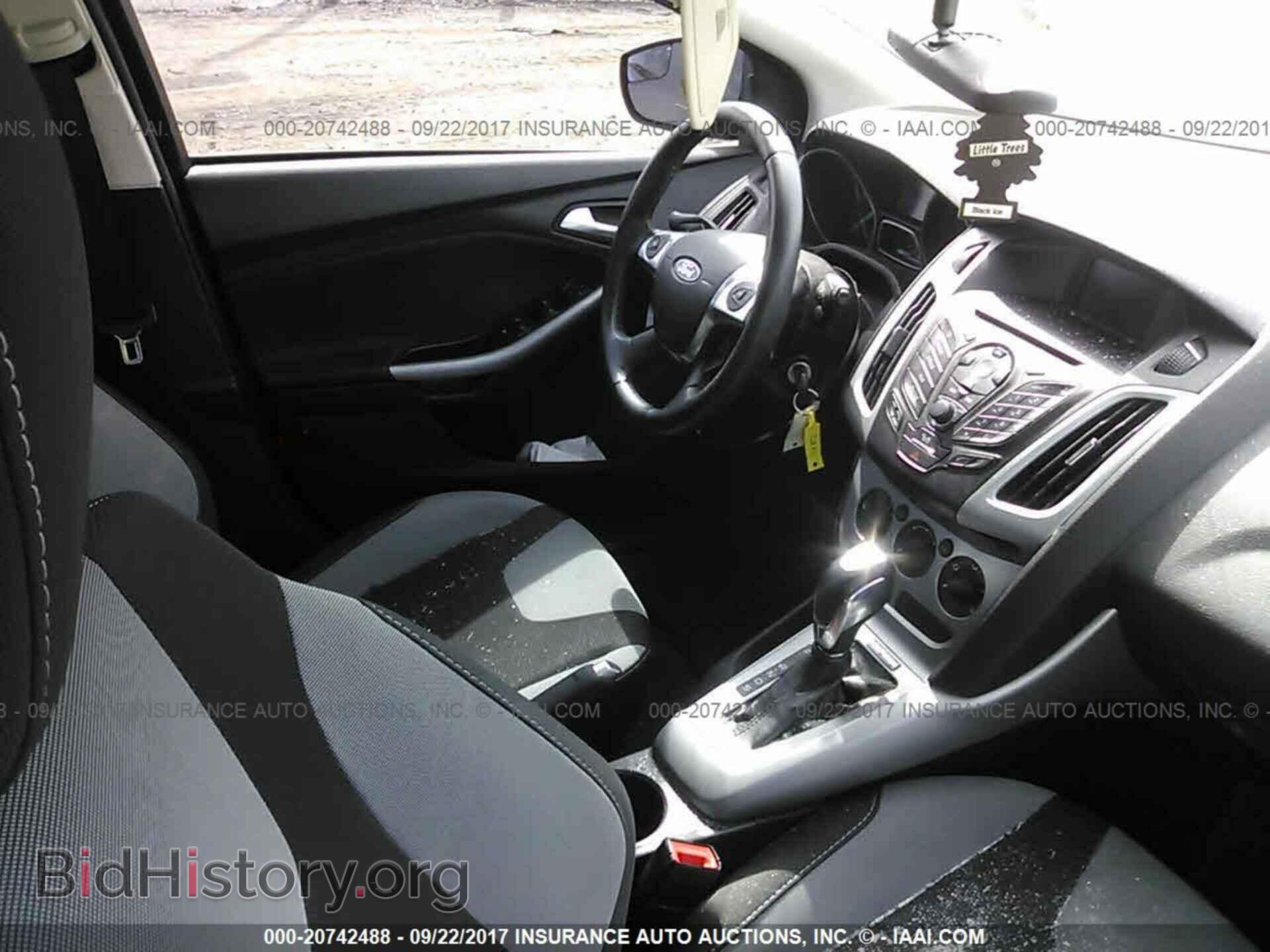 2012 Ford Focus - VIN: 1FAHP3K21CL254985 - Photo 5