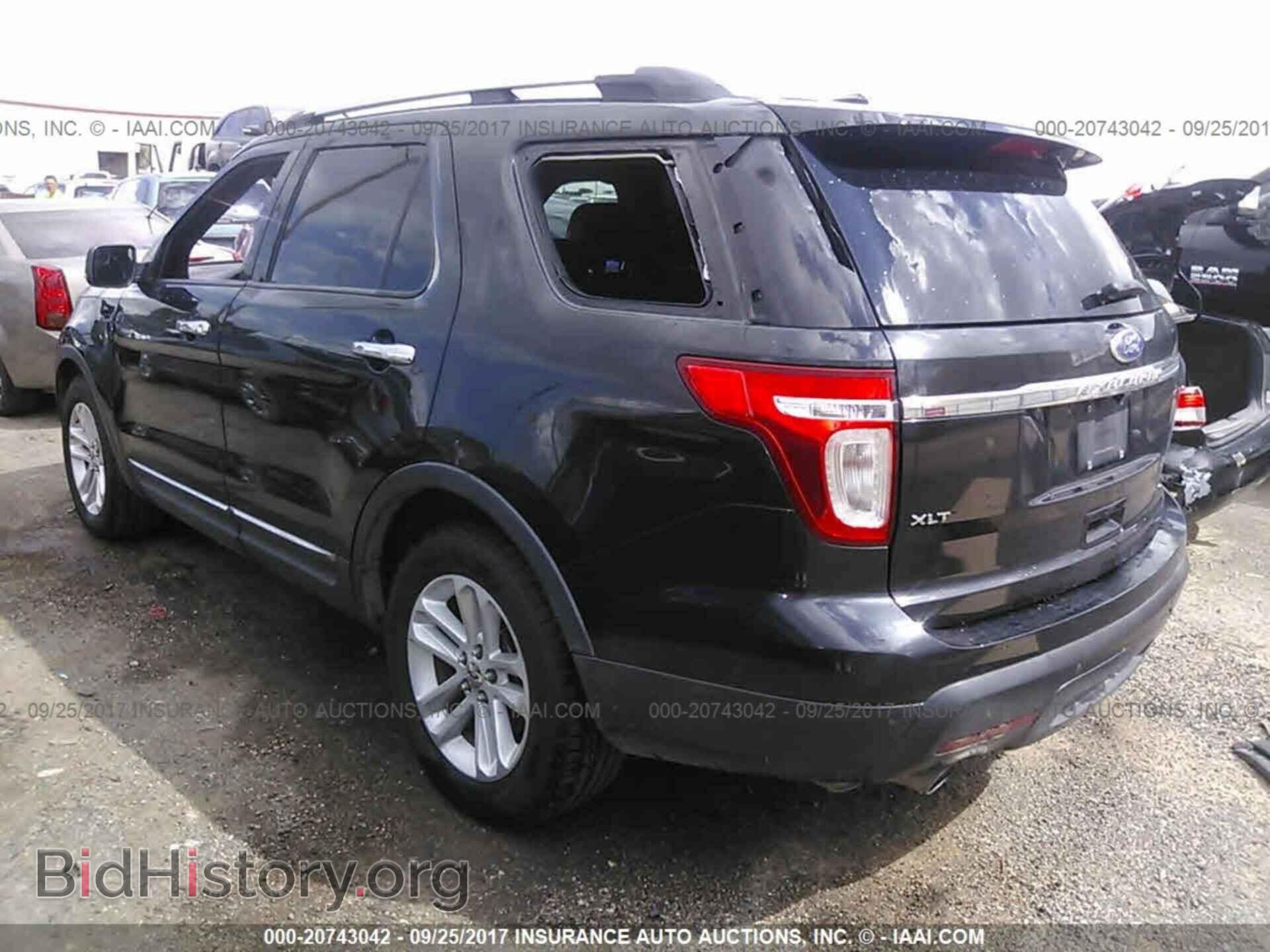 2011 Ford Explorer - VIN: 1FMHK7D87BGA31970 - Фото 3