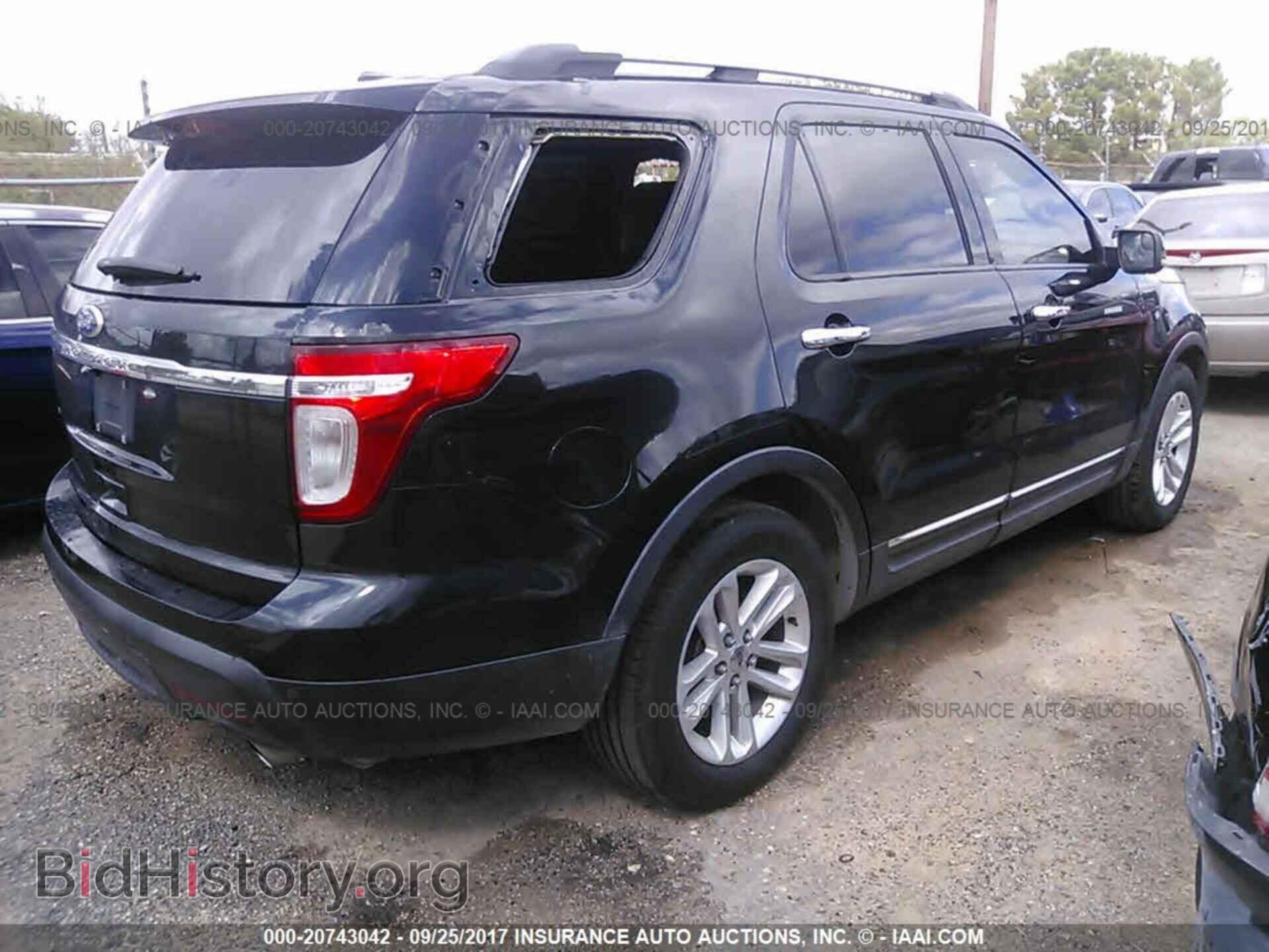2011 Ford Explorer - VIN: 1FMHK7D87BGA31970 - Фото 4