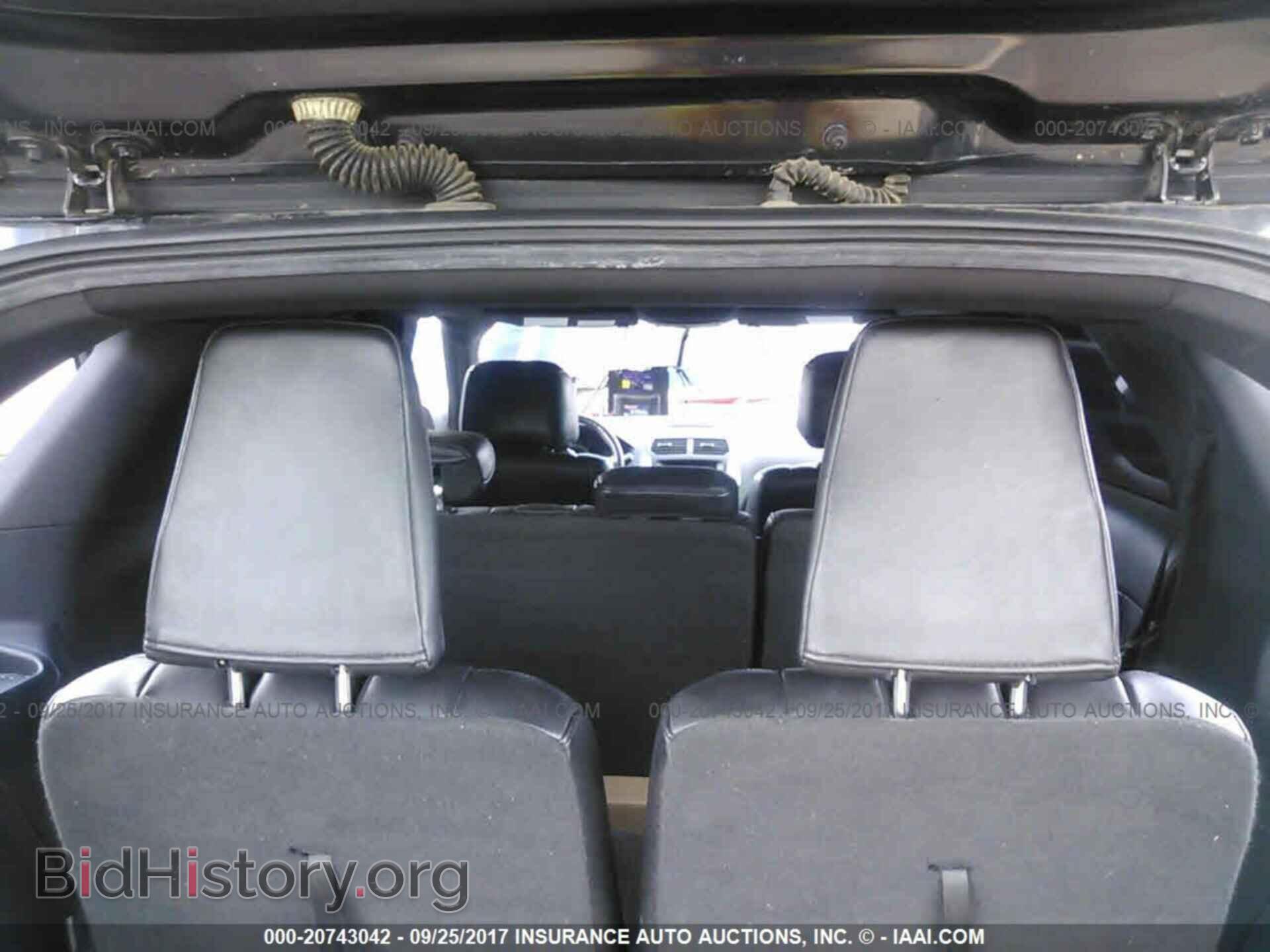 2011 Ford Explorer - VIN: 1FMHK7D87BGA31970 - Фото 8
