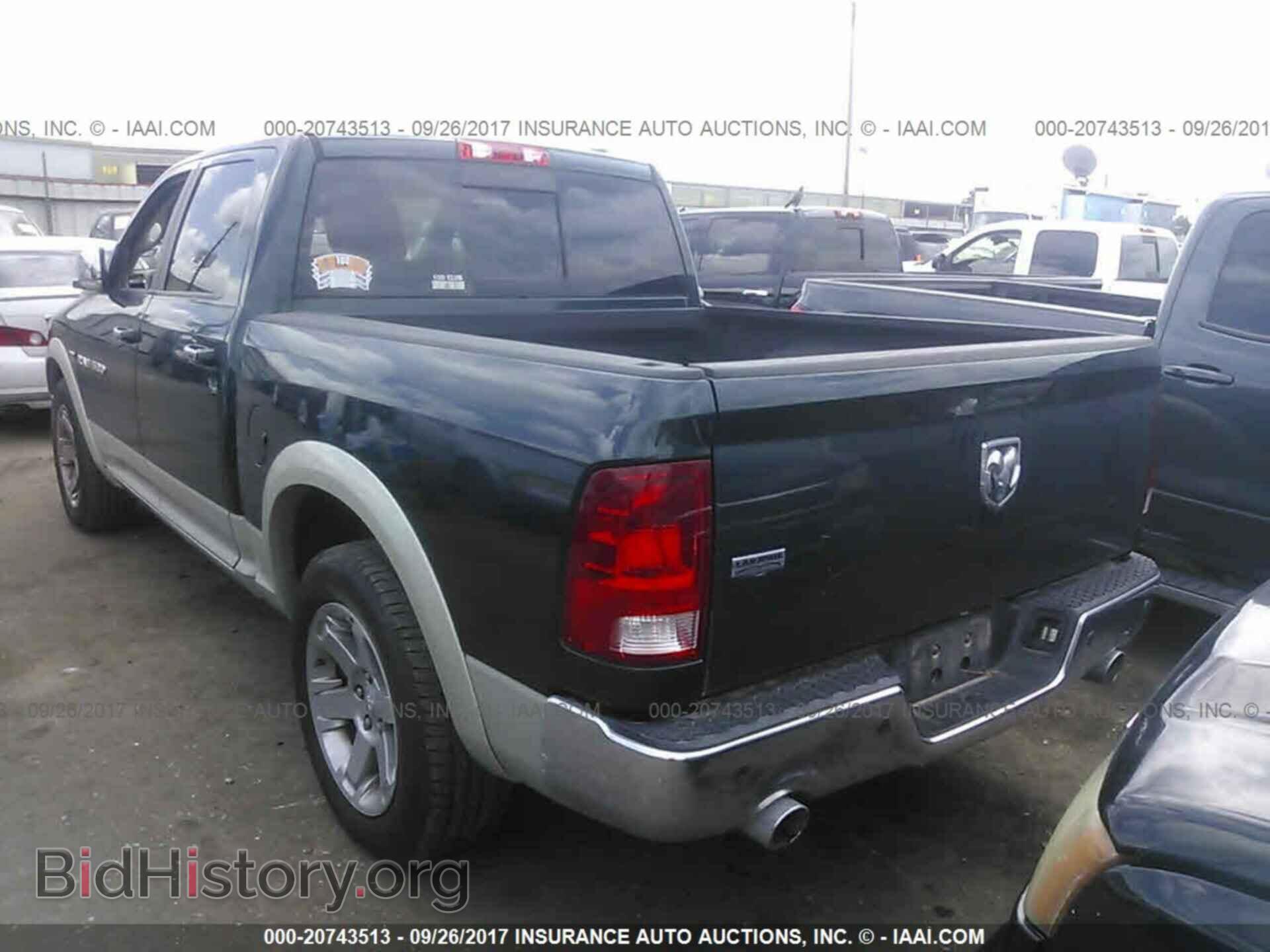 2011 Dodge Ram 1500 - VIN: 1D7RB1CT5BS628730 - Фото 3