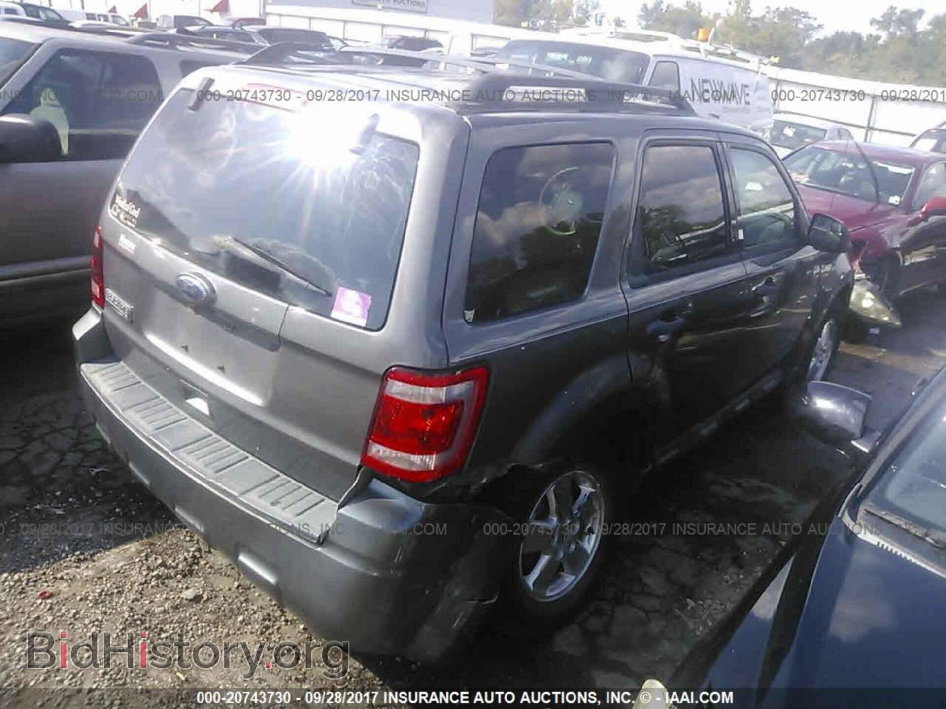2012 Ford Escape - VIN: 1FMCU0D74CKA16683 - Photo 4