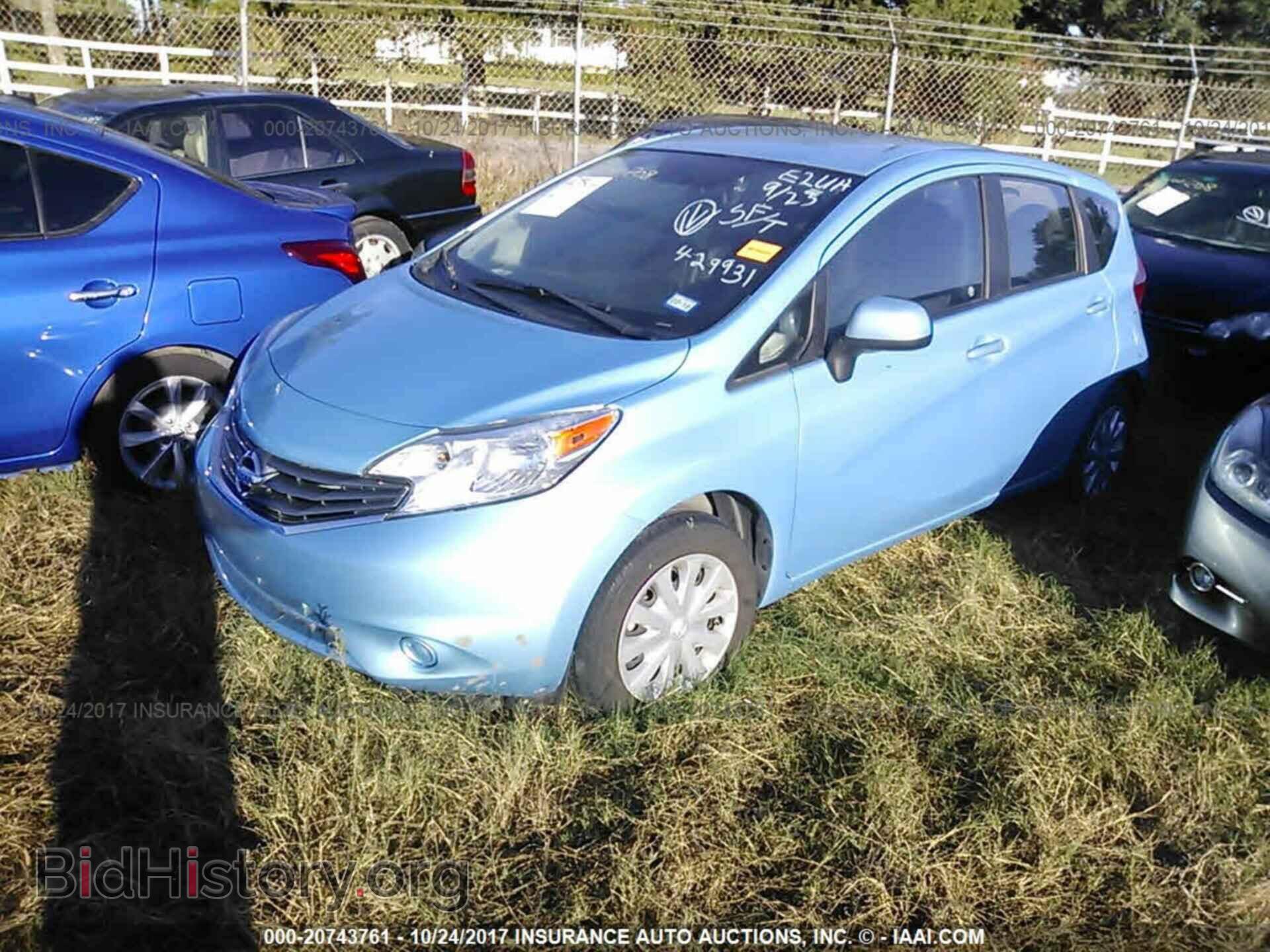 2014 Nissan Versa note - VIN: 3N1CE2CP9EL429931 - Фото 2