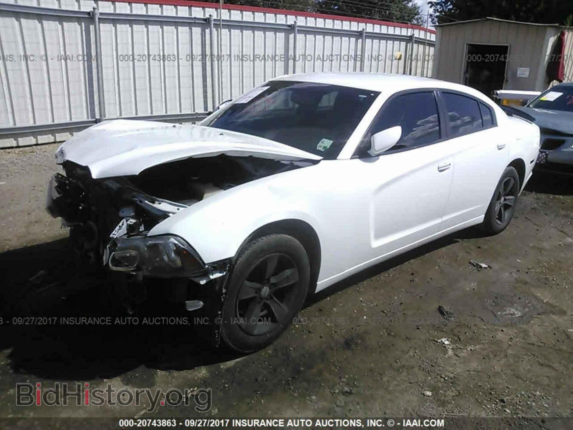 2014 Dodge Charger - VIN: 2C3CDXBG1EH295718 - Фото 2