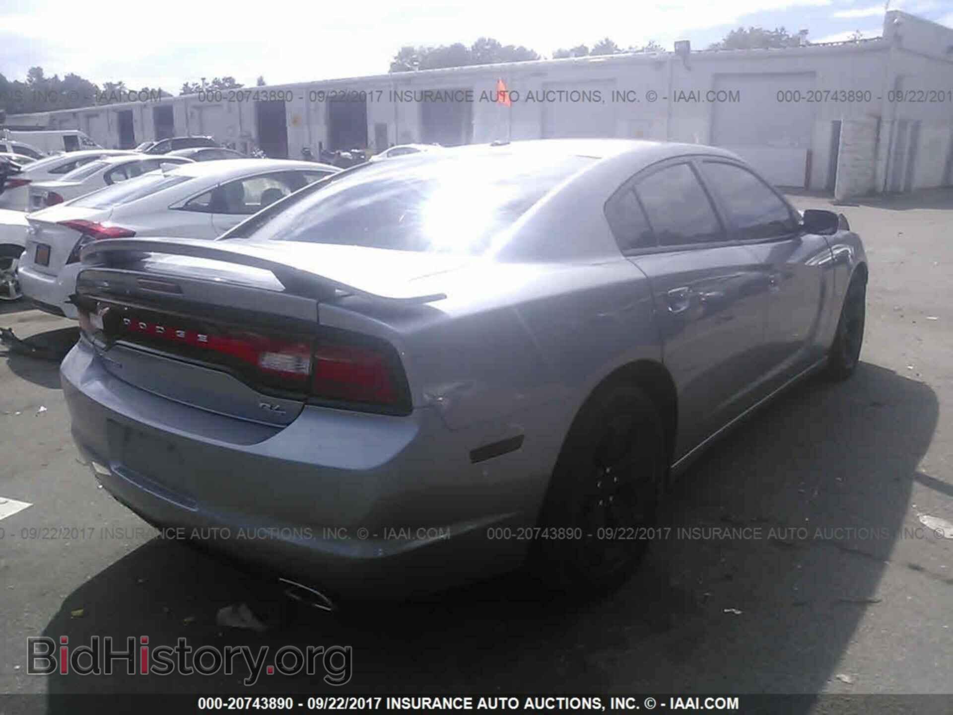 2014 Dodge Charger - VIN: 2C3CDXCTXEH134957 - Photo 4