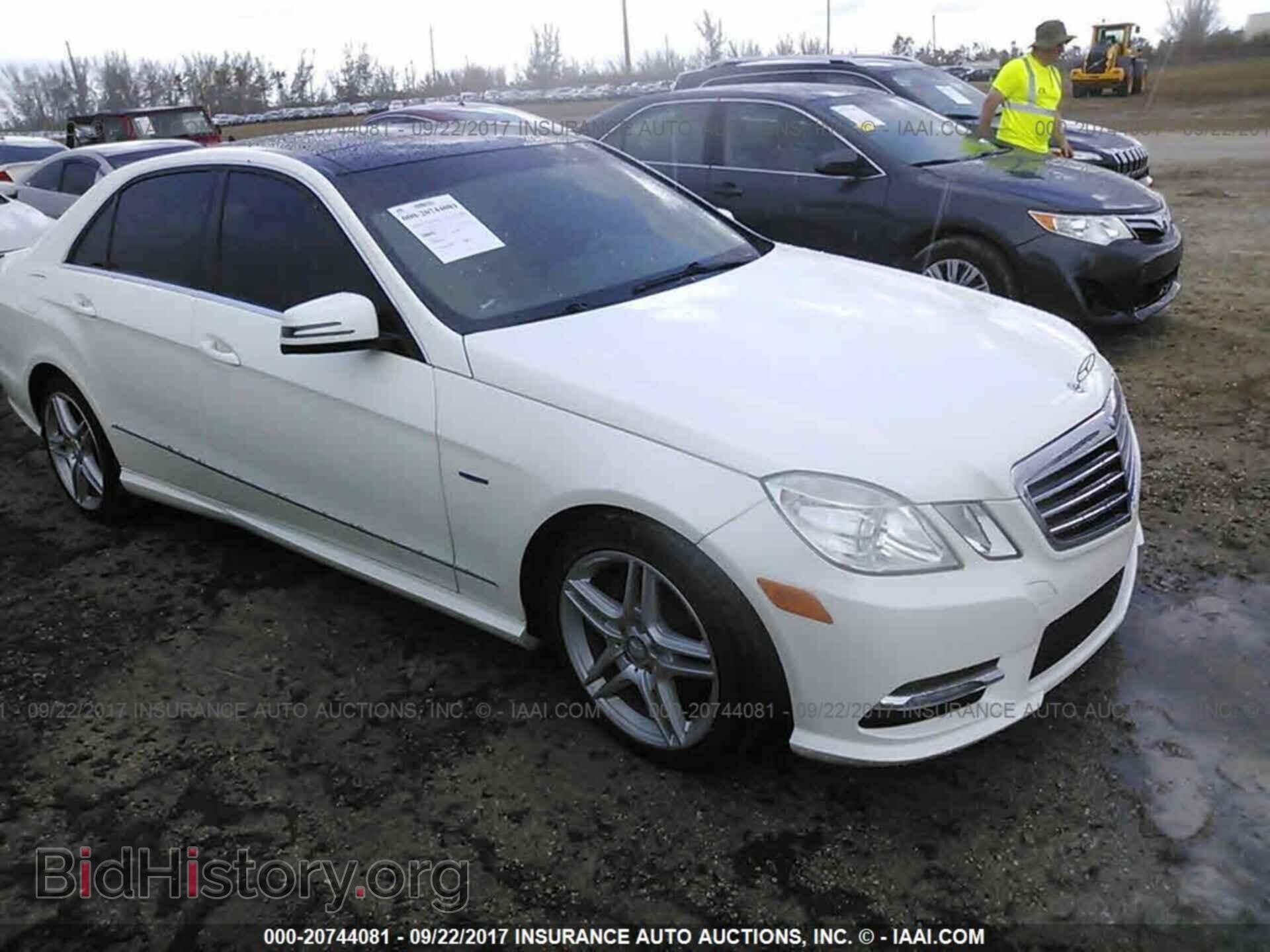 Photo WDDHF5KB0CA565690 - Mercedes-benz E 2012