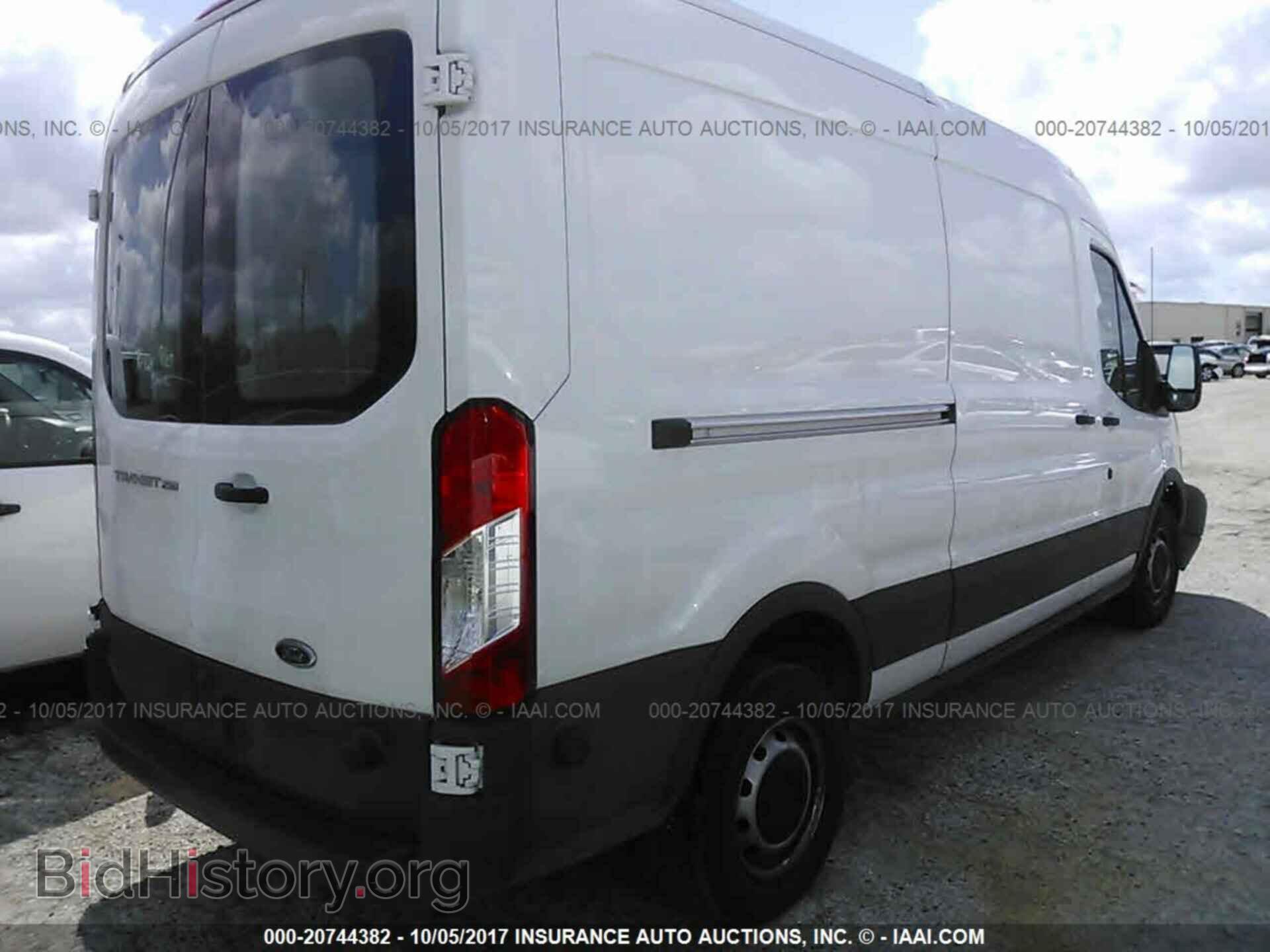 2017 Ford Transit - VIN: 1FTYR2CM4HKA66683 - Photo 4