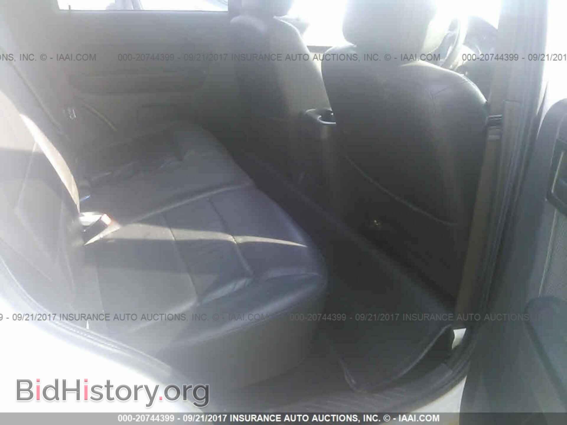 2012 Ford Escape - VIN: 1FMCU9DG3CKC30424 - Photo 8
