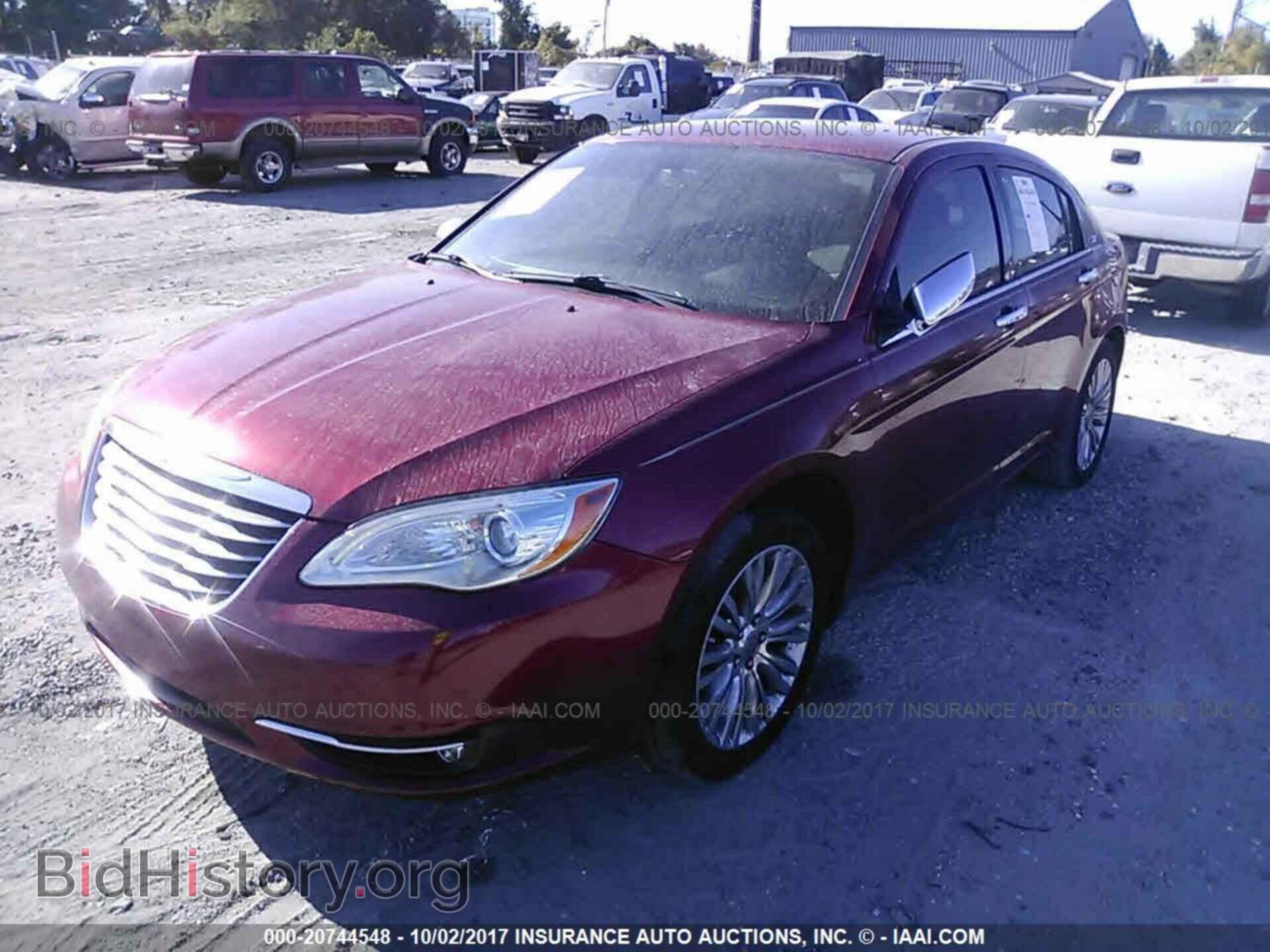 2012 Chrysler 200 - VIN: 1C3CCBCB6CN151627 - Photo 2