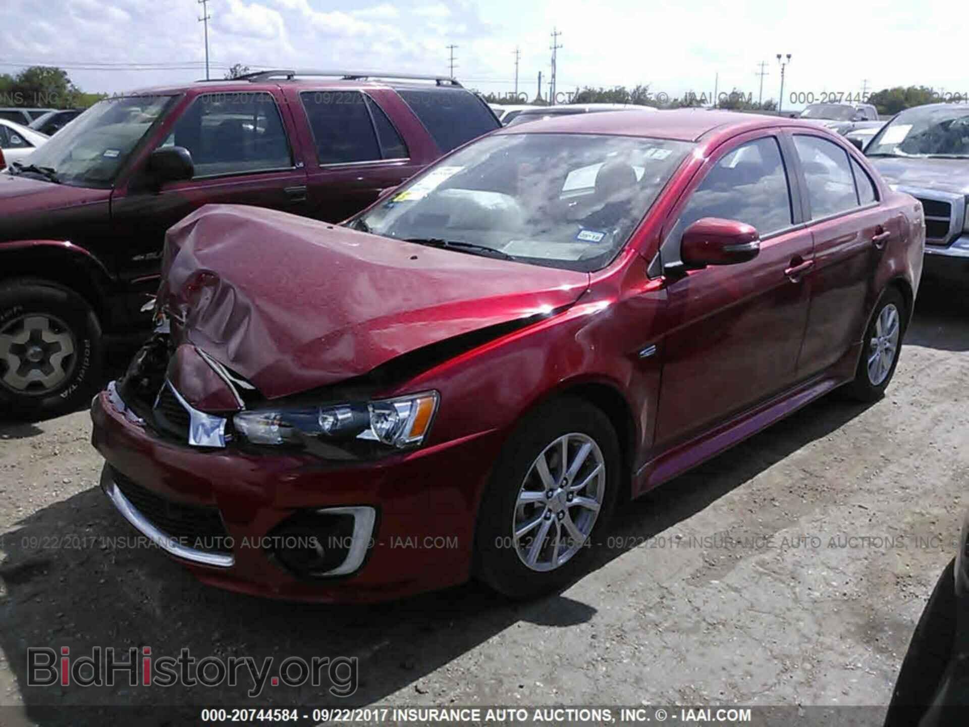 2016 Mitsubishi Lancer - VIN: JA32U2FU2GU008735 - Фото 2