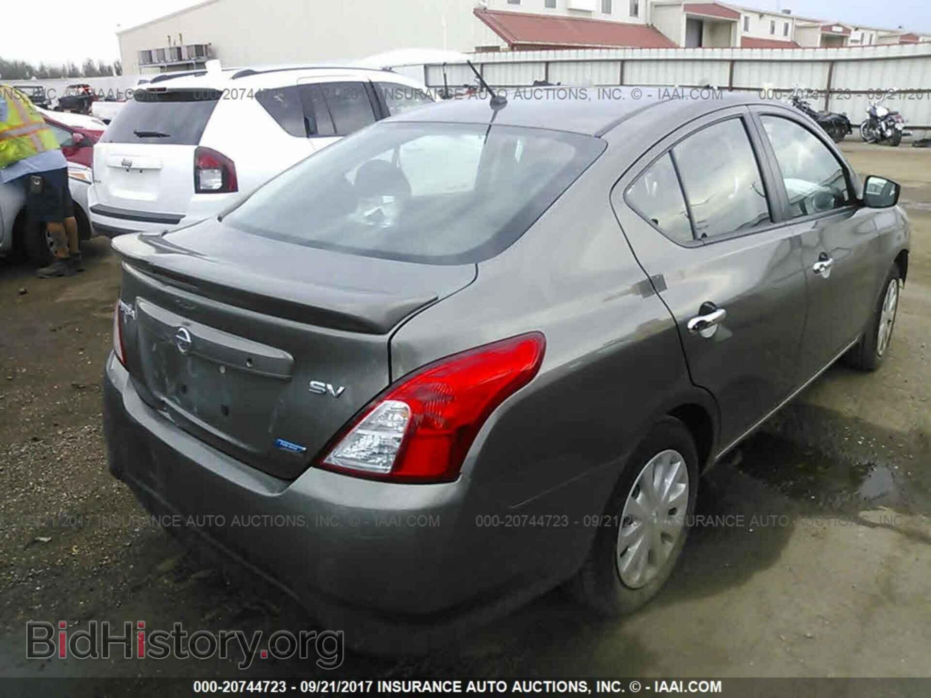 2016 Nissan Versa - VIN: 3N1CN7AP0GL874982 - Фото 4