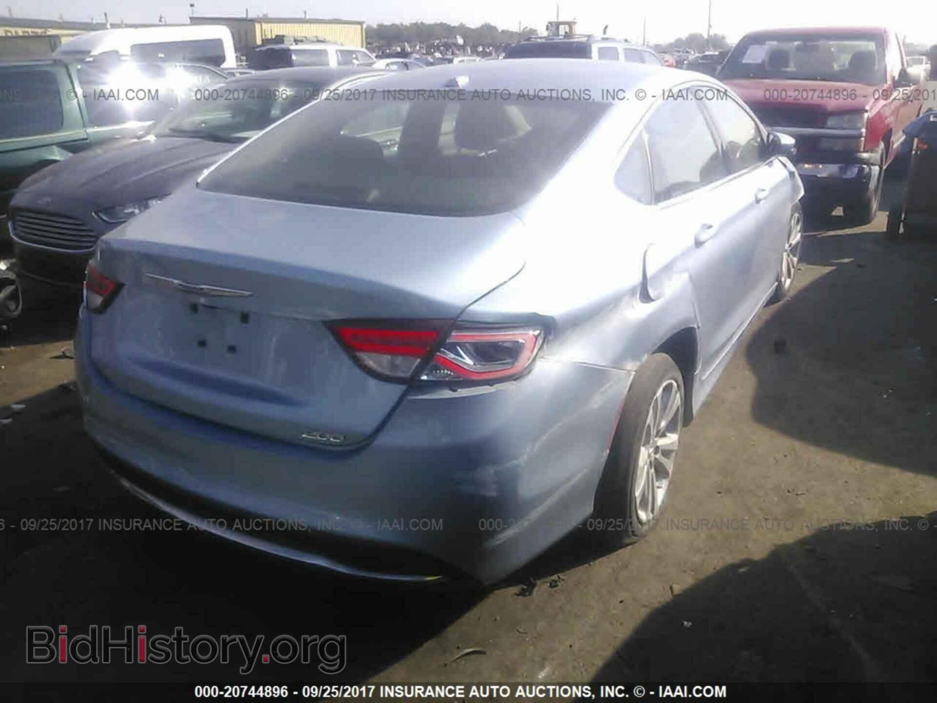 2015 Chrysler 200 - VIN: 1C3CCCAB0FN659668 - Фото 4