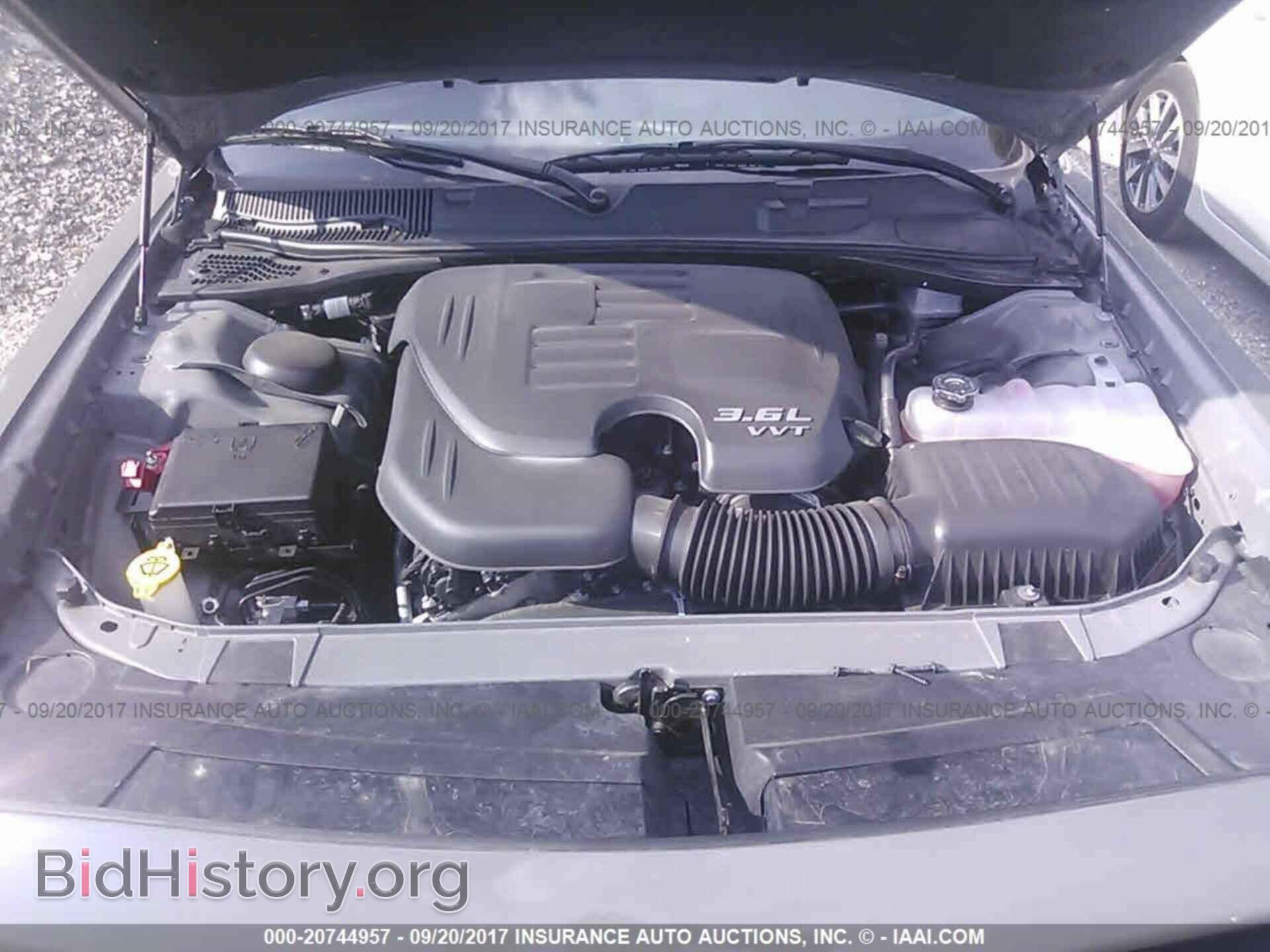 2017 Dodge Challenger - VIN: 2C3CDZAG5HH587289 - Photo 10