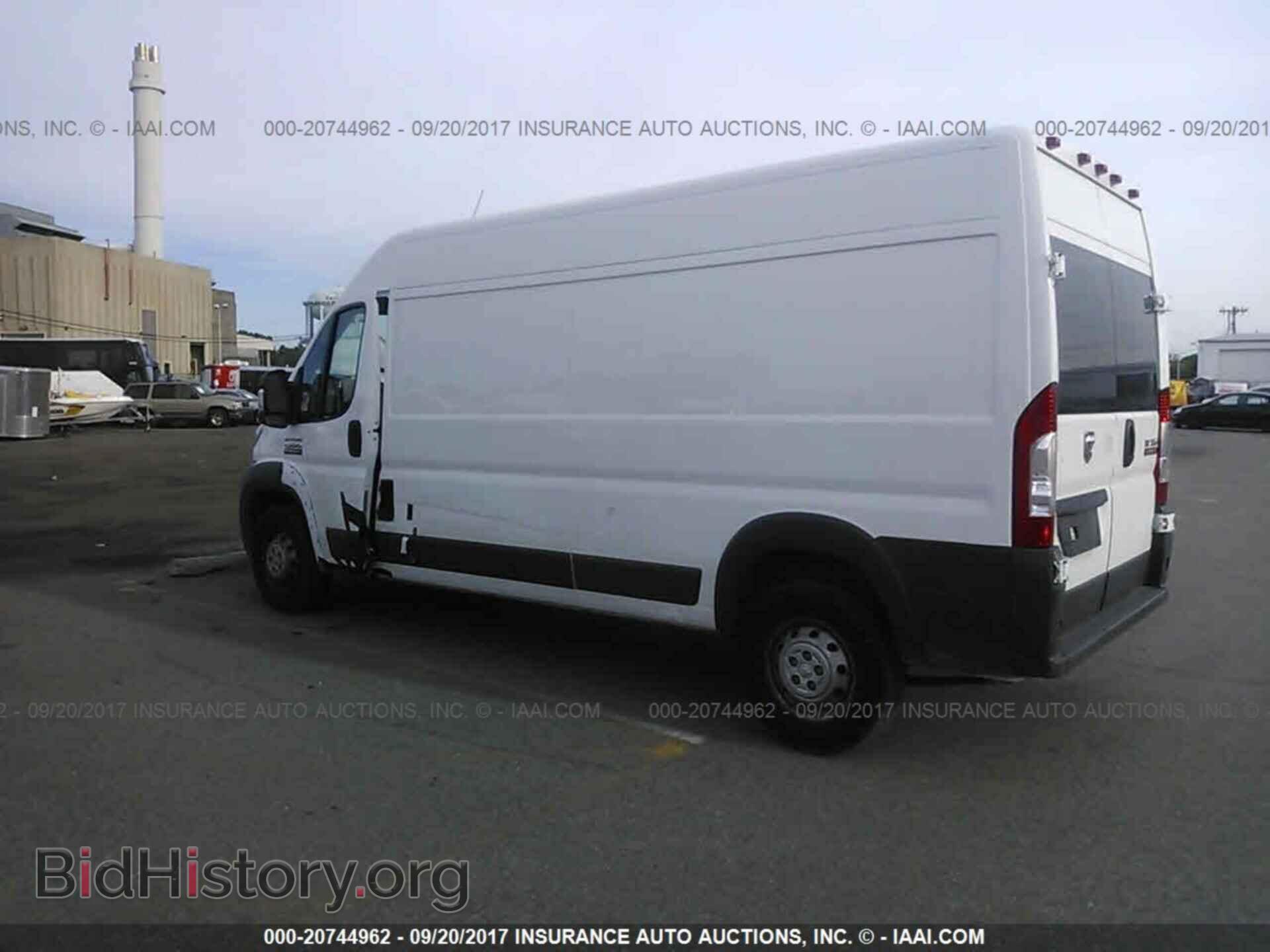 2017 Ram Promaster 2500 - VIN: 3C6TRVDG9HE527164 - Фото 3