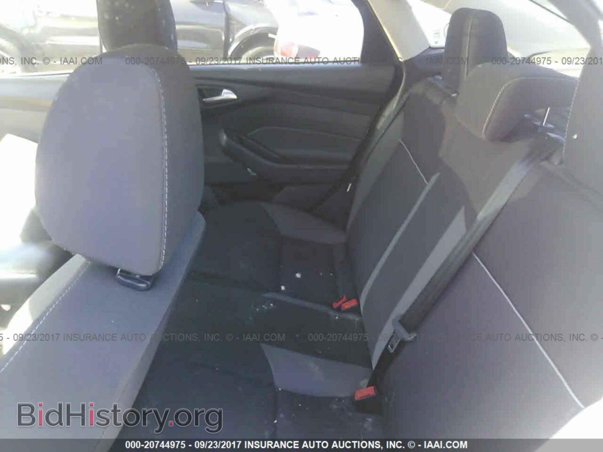 2012 Ford Focus - VIN: 1FAHP3F25CL458134 - Photo 8