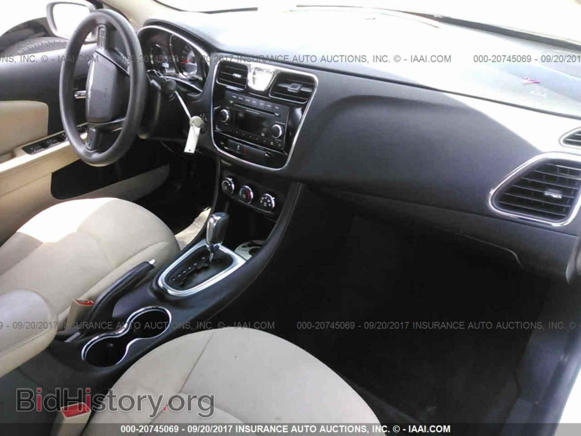 2013 Chrysler 200 - VIN: 1C3CCBAB4DN561251 - Photo 5