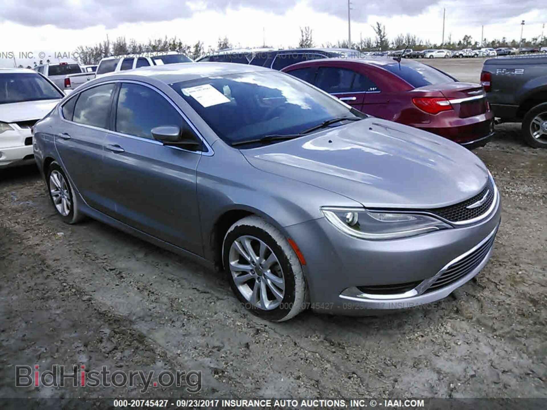Photo 1C3CCCAB3FN502345 - Chrysler 200 2015